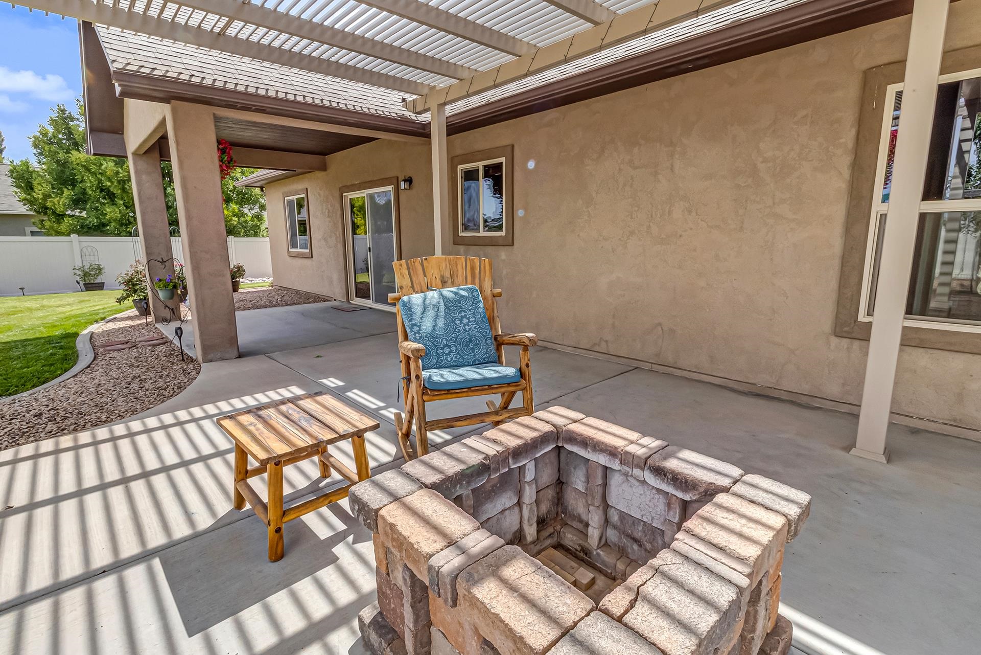 514 Lois Drive Property Photo 11
