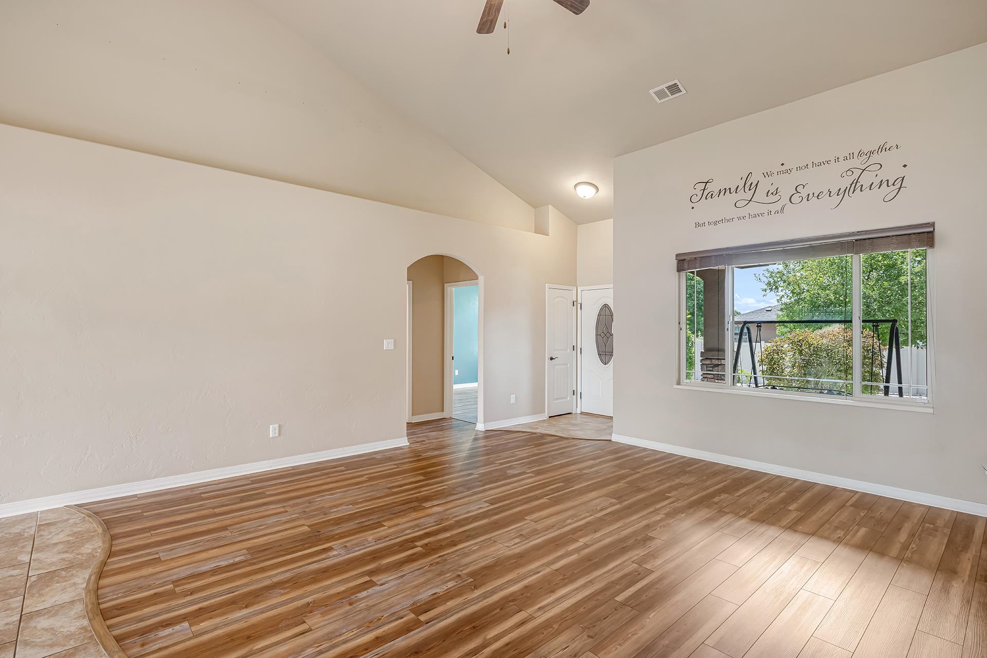 514 Lois Drive Property Photo 15