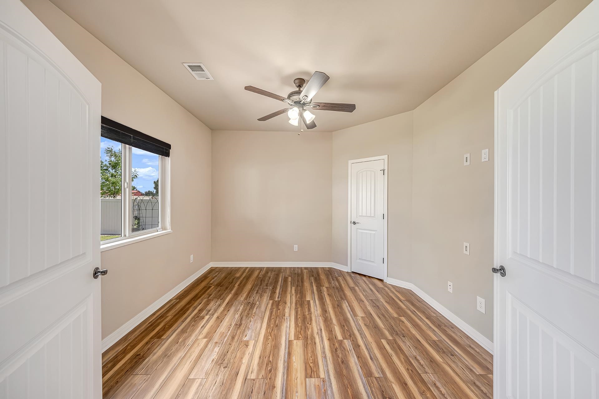 514 Lois Drive Property Photo 23