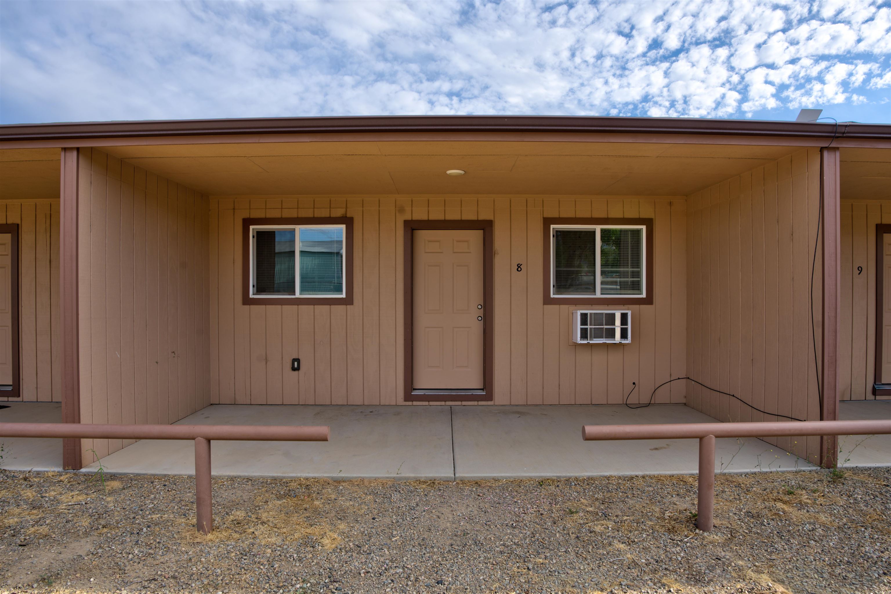 6572 24 Road Property Photo 2
