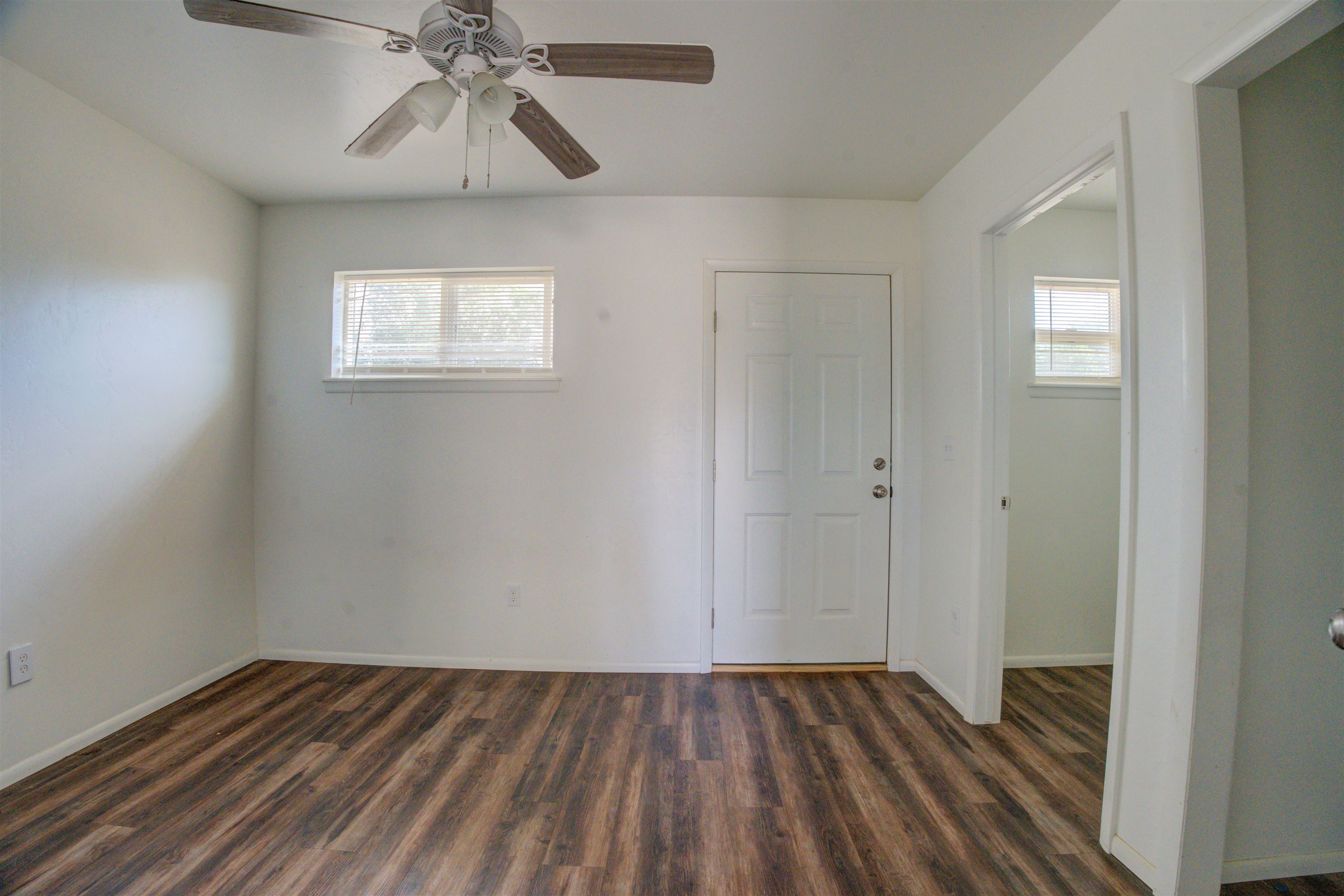 6572 24 Road Property Photo 6
