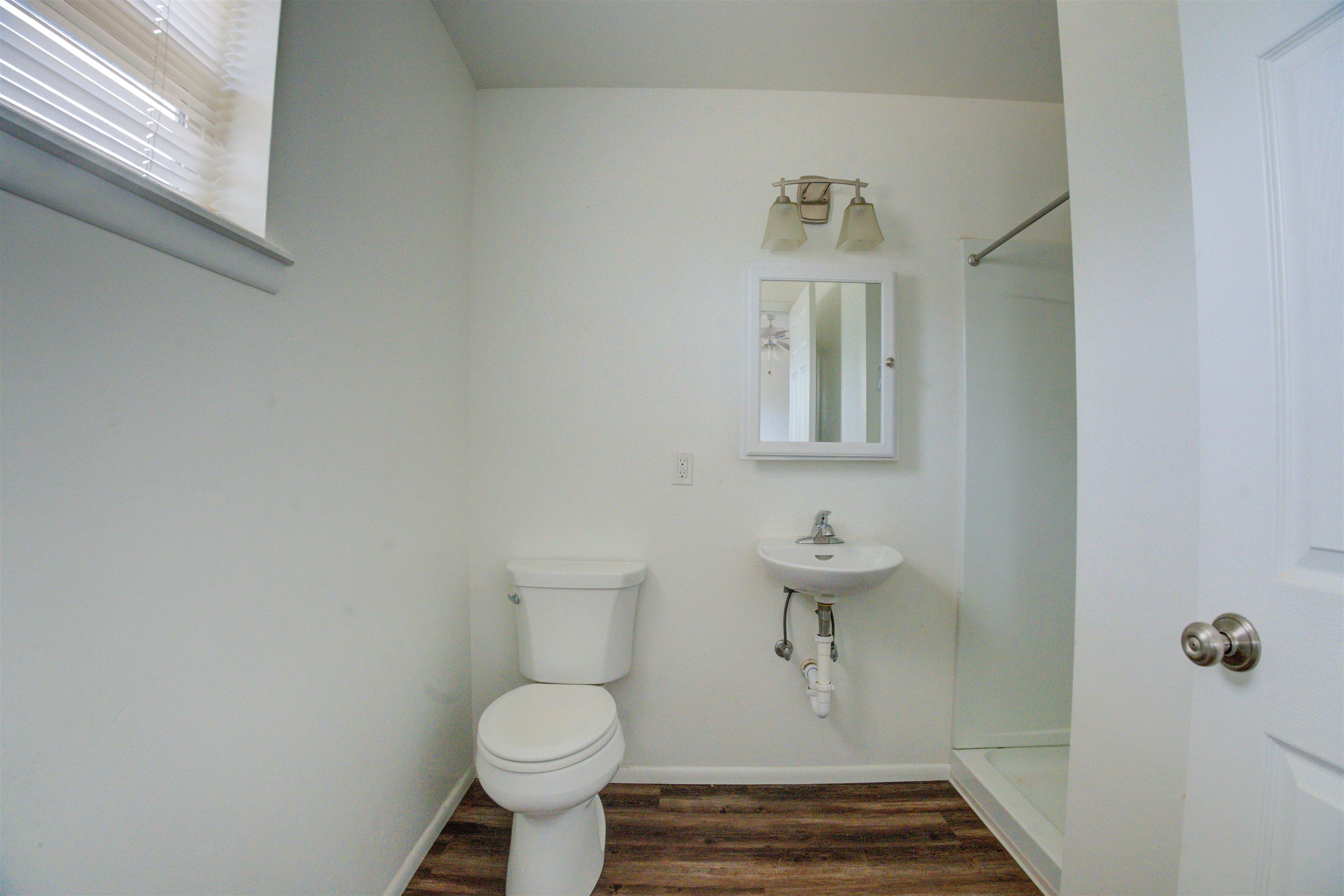 6572 24 Road Property Photo 8