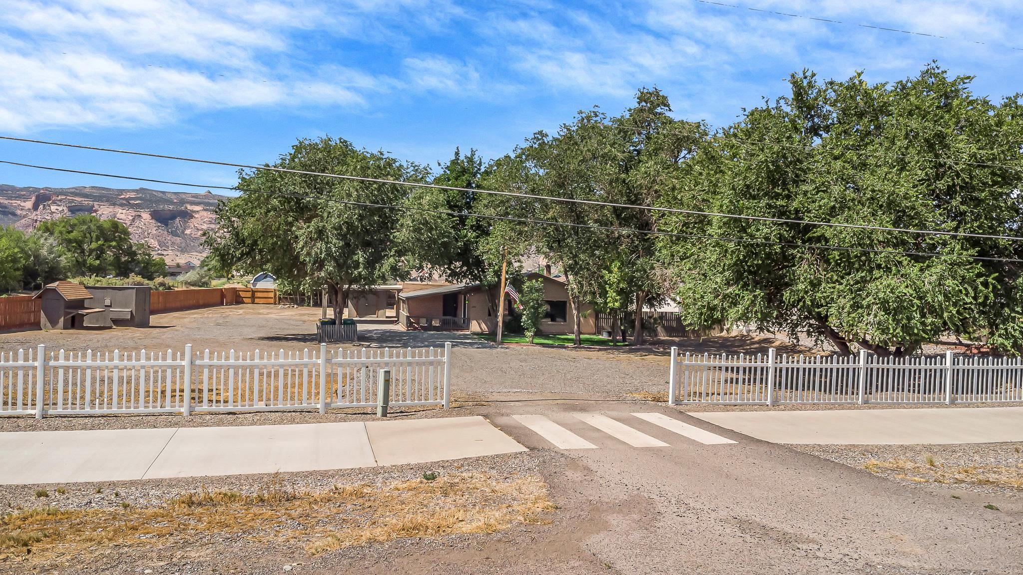1008 Frontage Road Property Photo 2