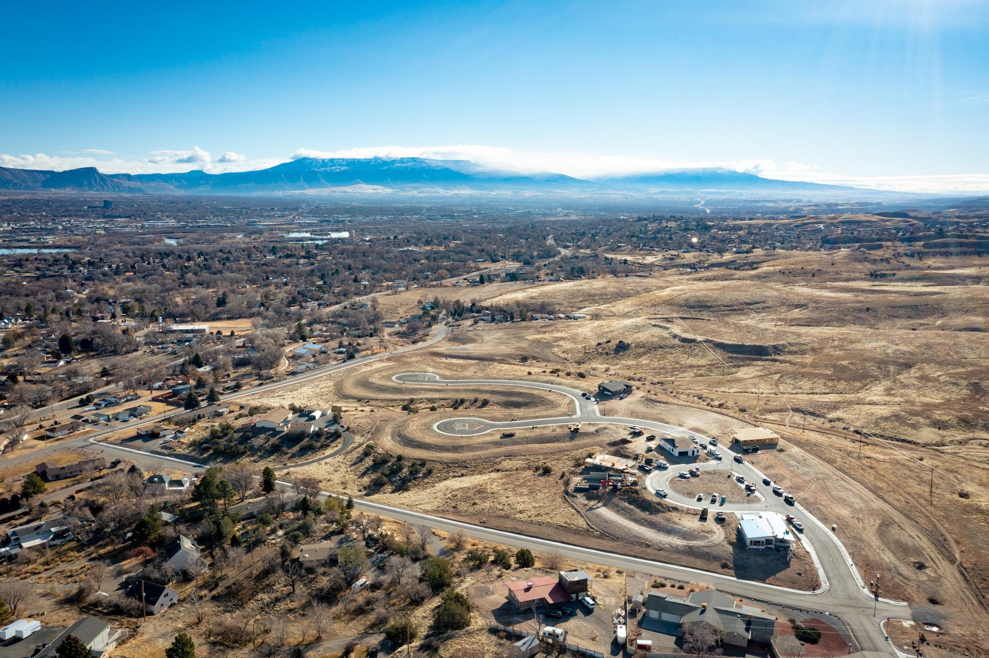 2260 Pyramid Peak Loop Property Photo 41