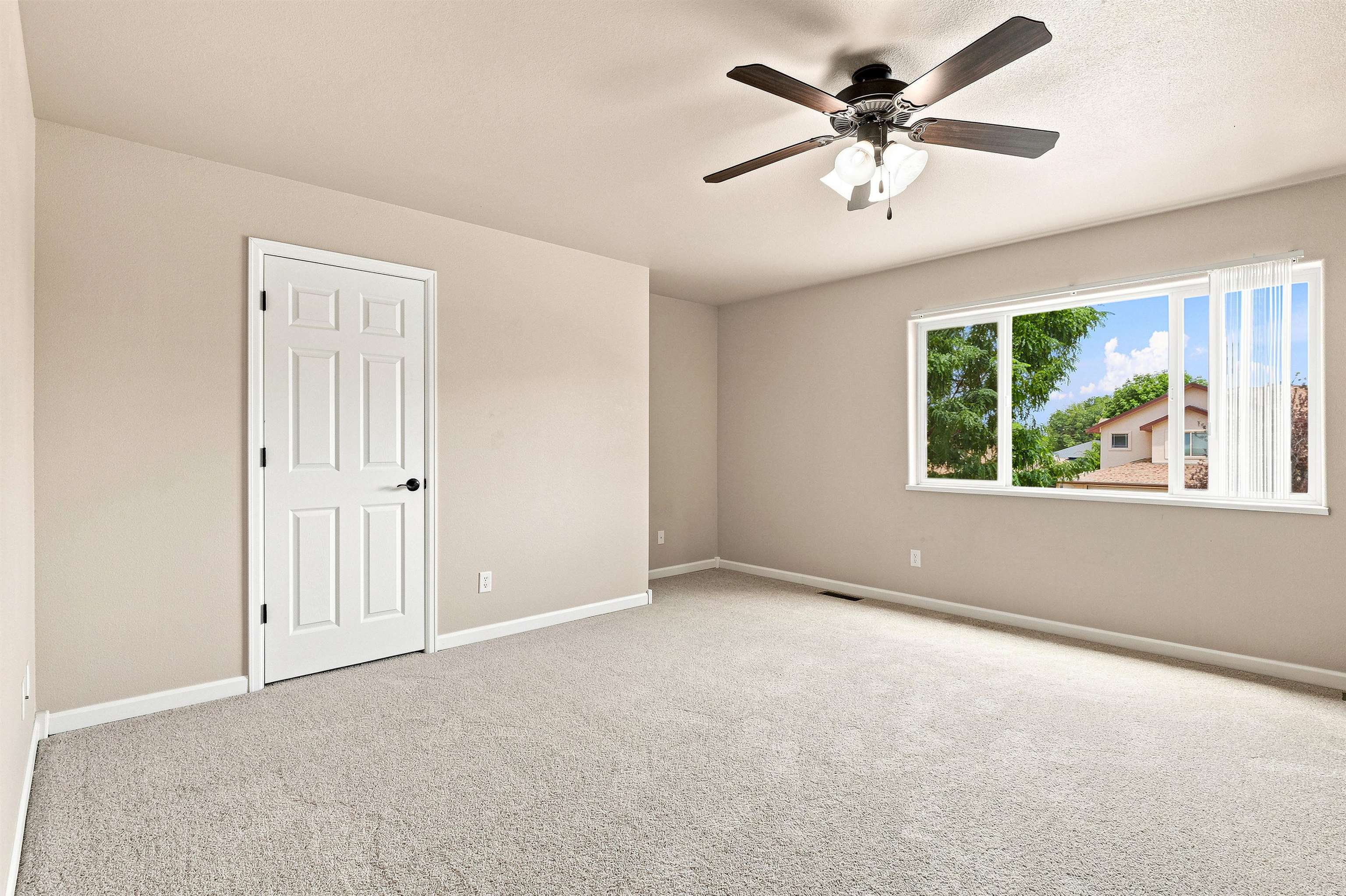 819 Montclair Drive Property Photo 16