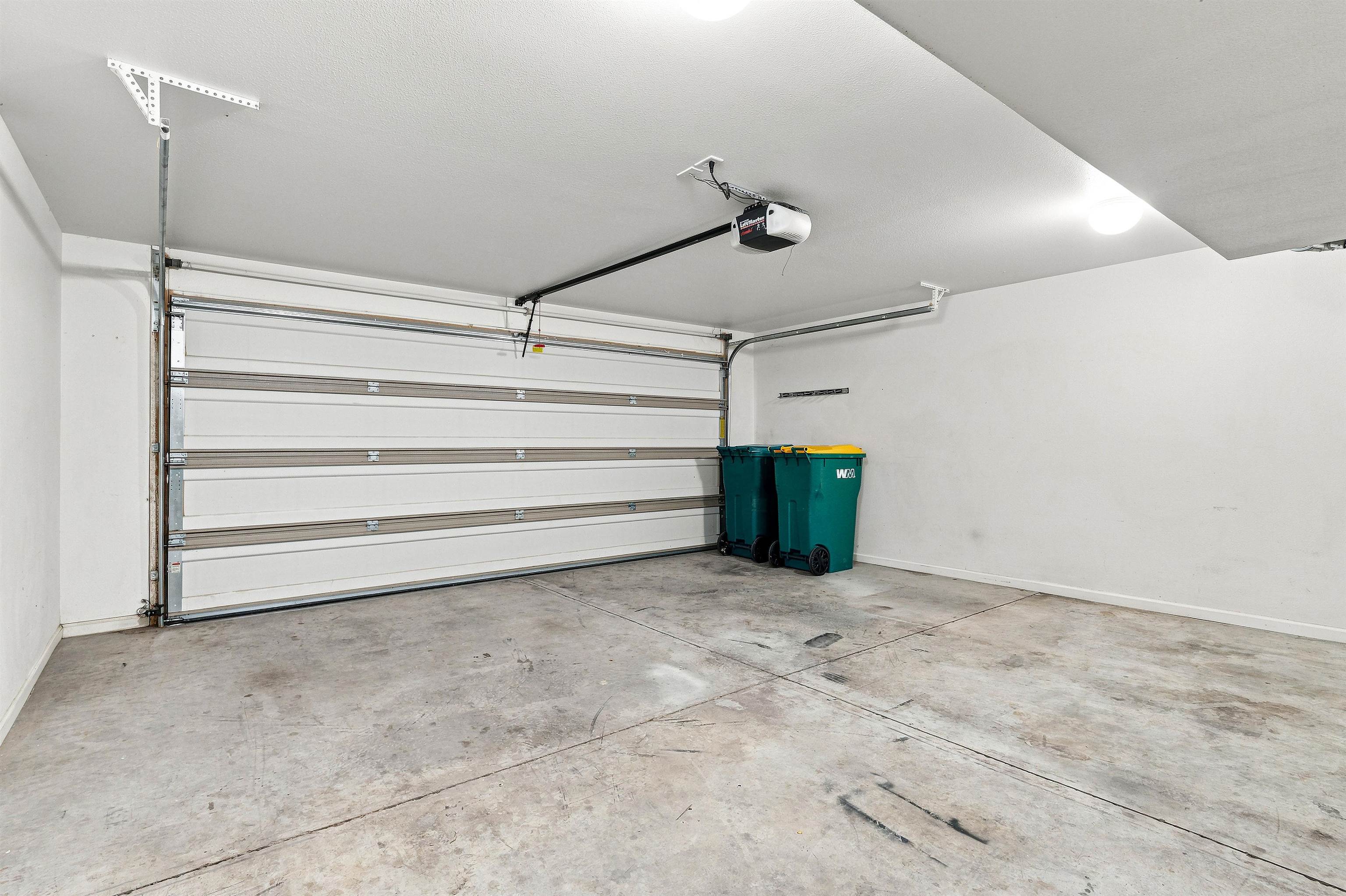 819 Montclair Drive Property Photo 31