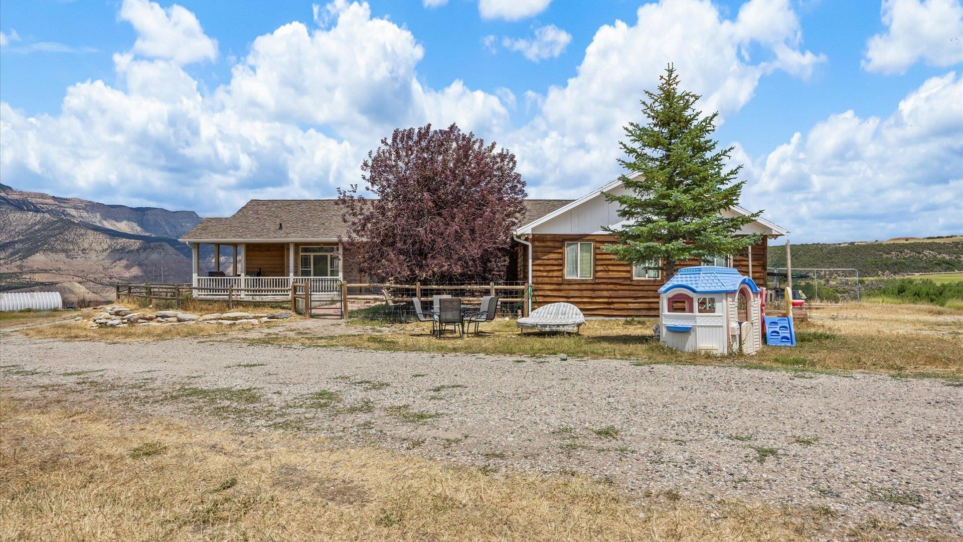 700 County Road 355 Property Photo 1