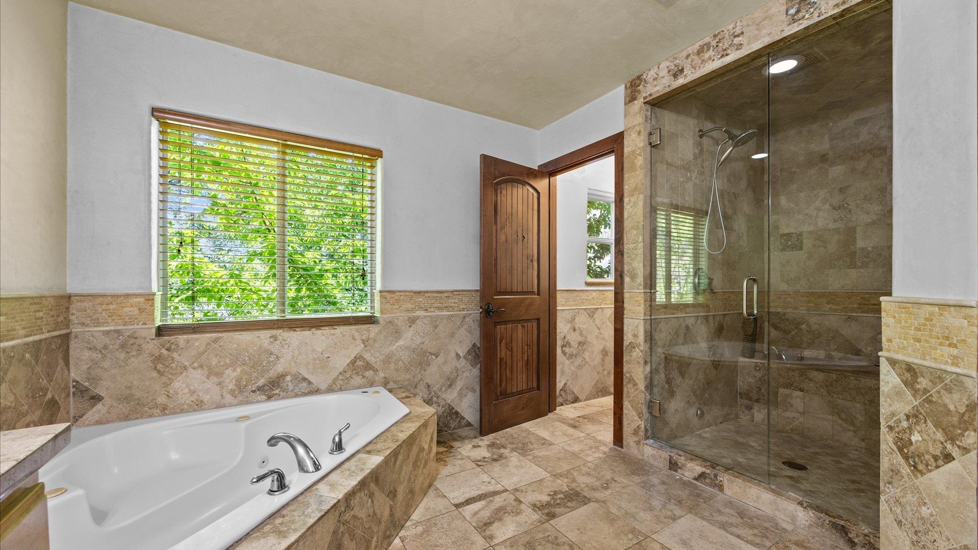 390 Jenny Place Property Photo 24