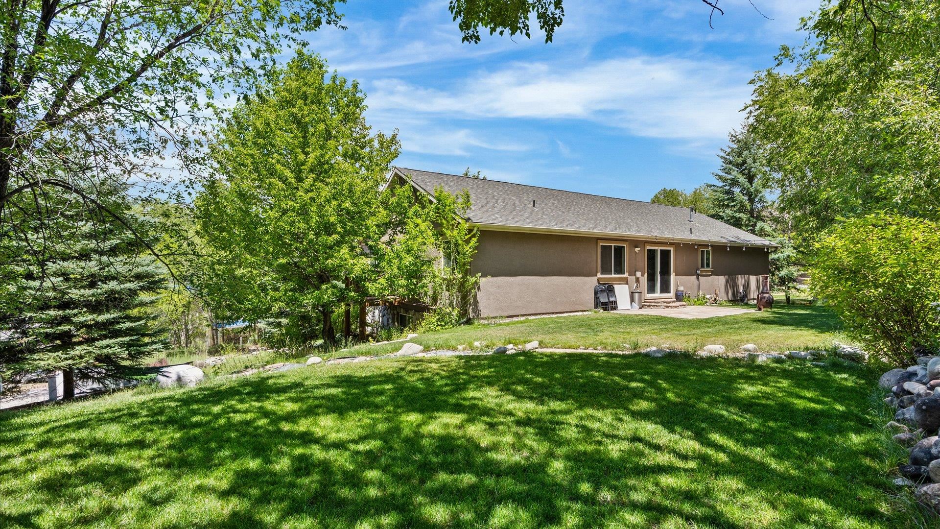 390 Jenny Place Property Photo 34