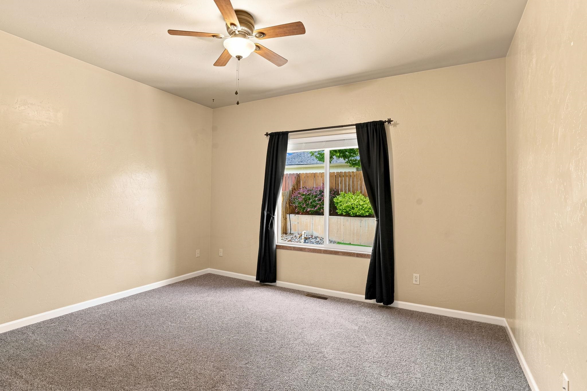 352 Belden Court Property Photo 29