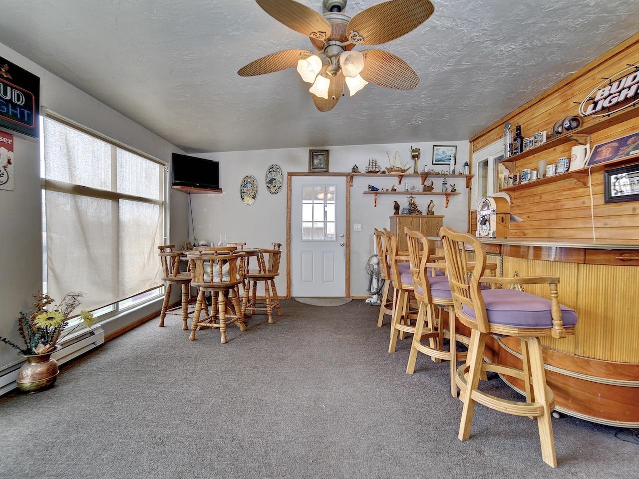 2295 I 1/4 Road Property Photo 6