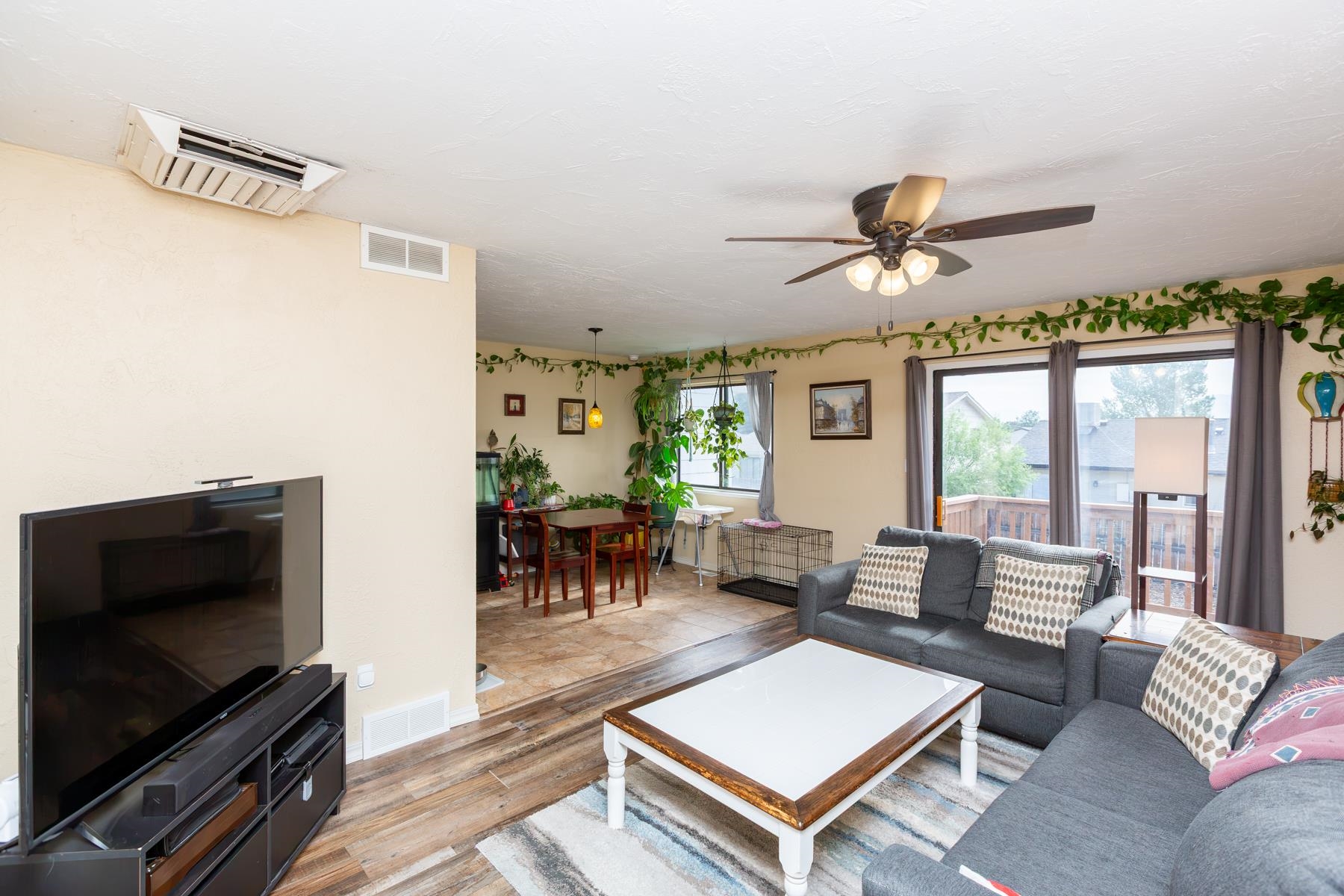 576 31 3/4 Road Property Photo 4