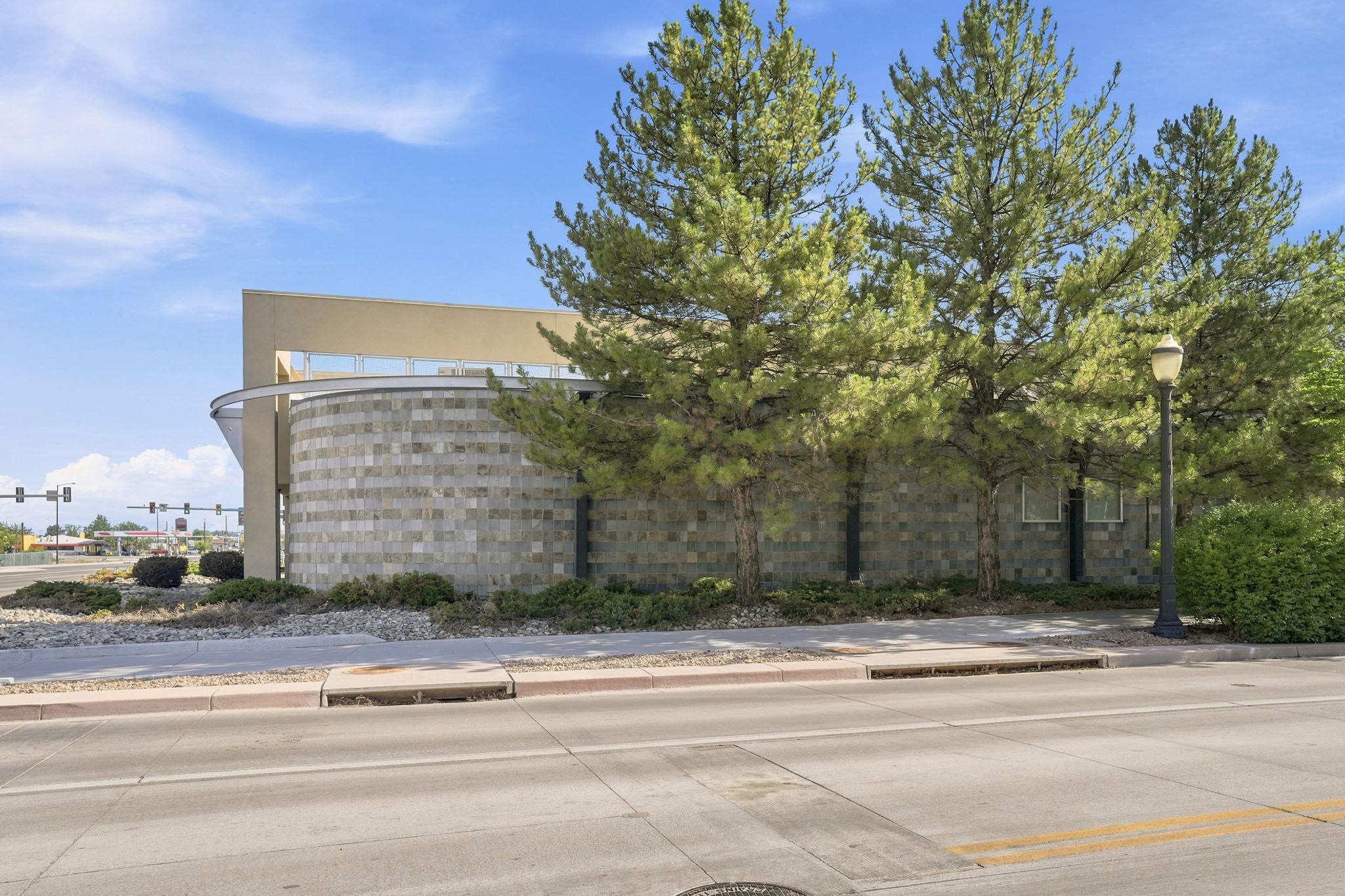 100 Main Street Property Photo 5
