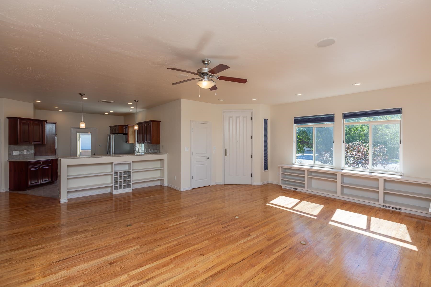 855 Summer Sage Court Property Photo 4