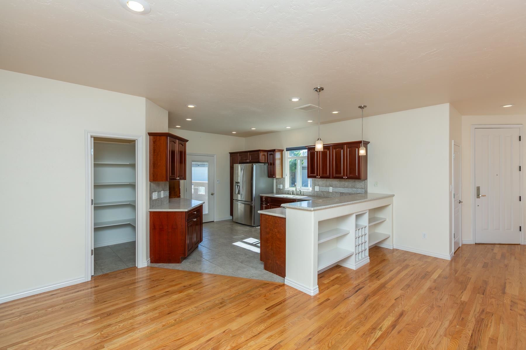 855 Summer Sage Court Property Photo 8