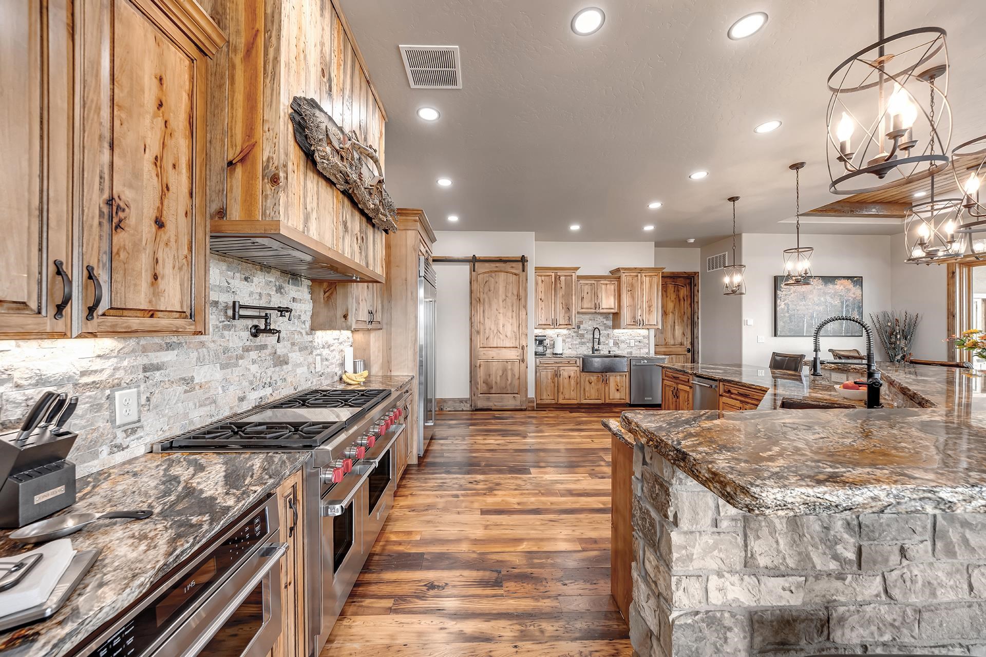 2440 J Road Property Photo 13