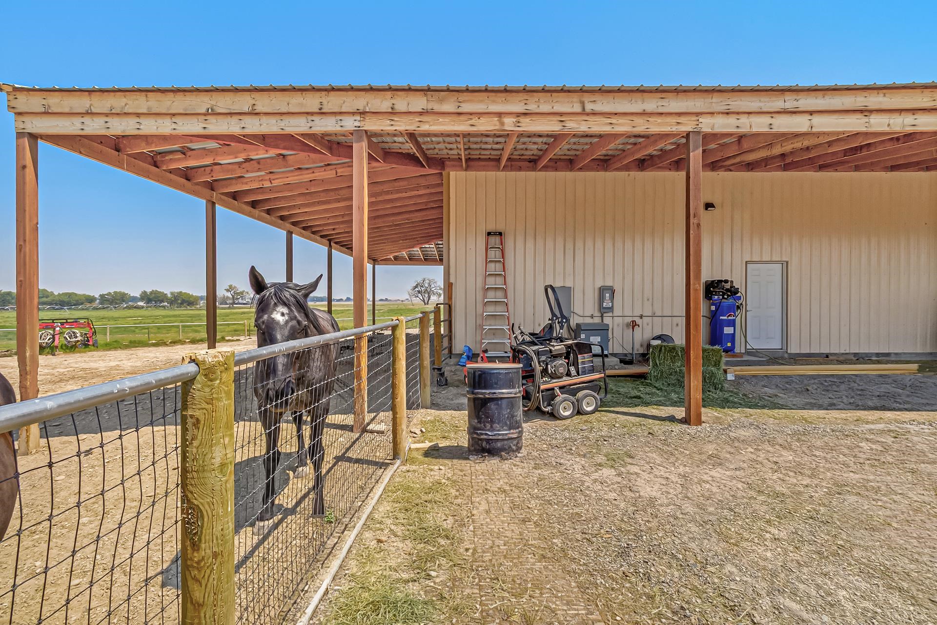2440 J Road Property Photo 35
