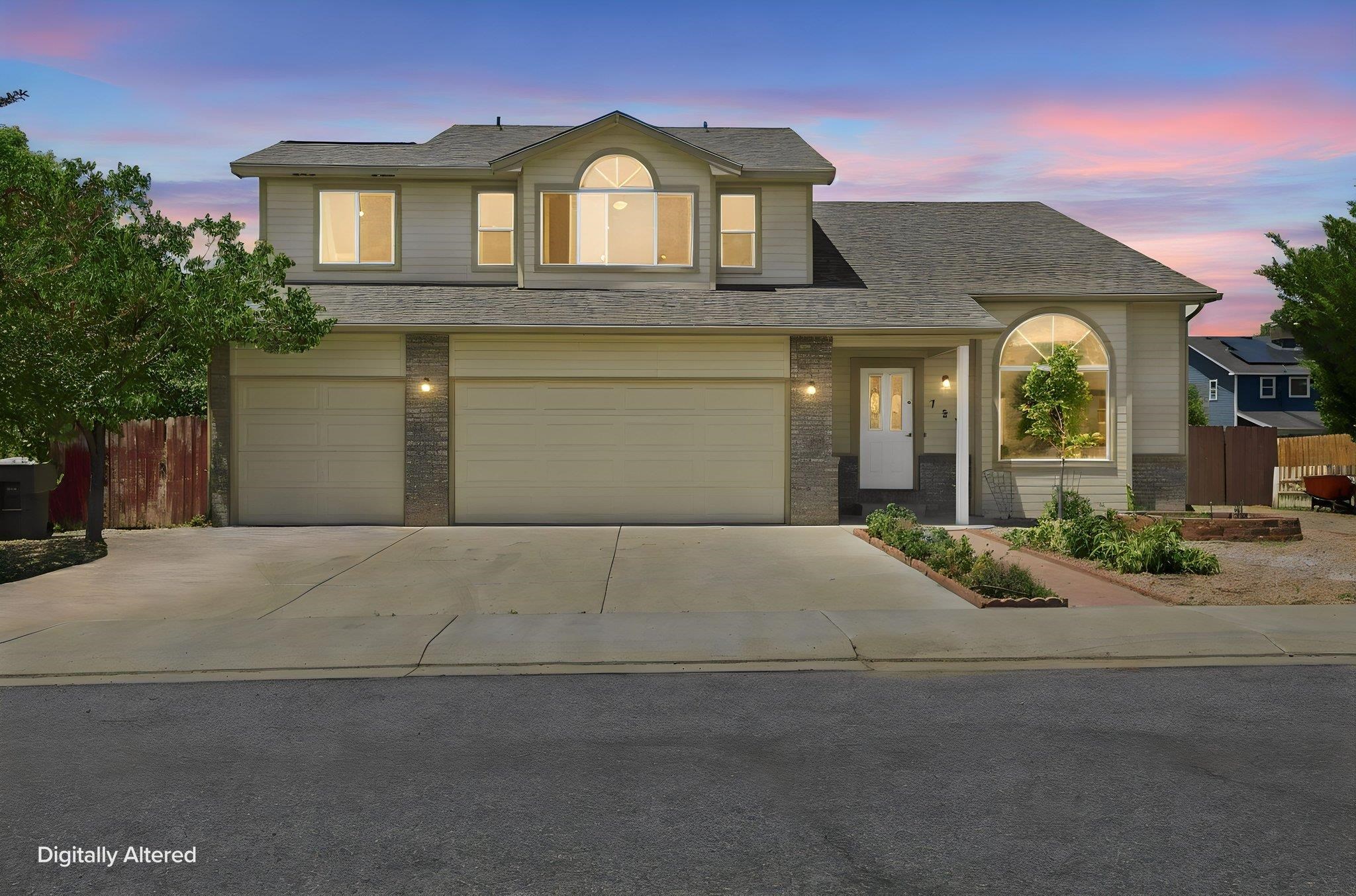 727 24 3/4 Road Property Photo 2