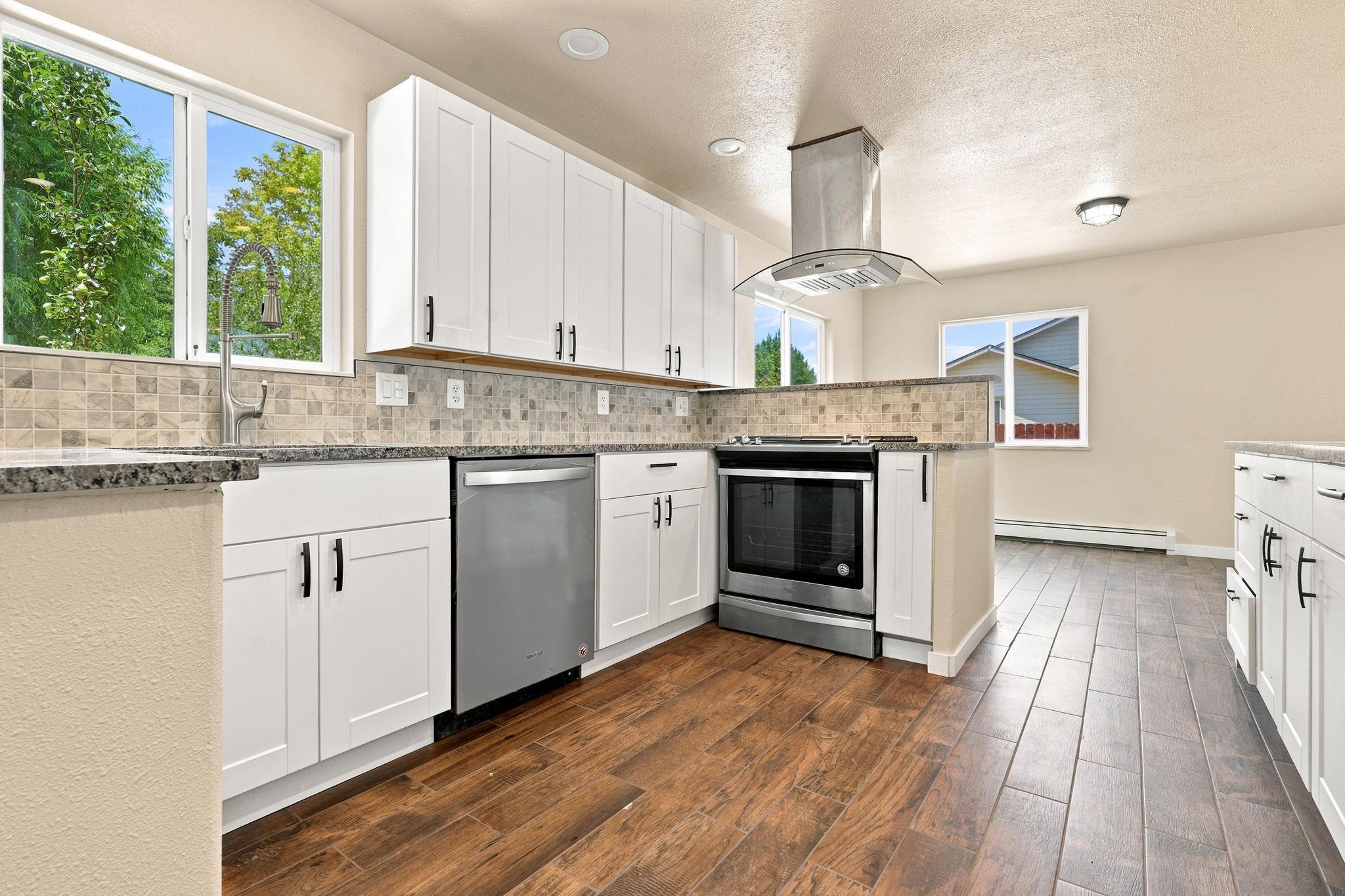 727 24 3/4 Road Property Photo 14