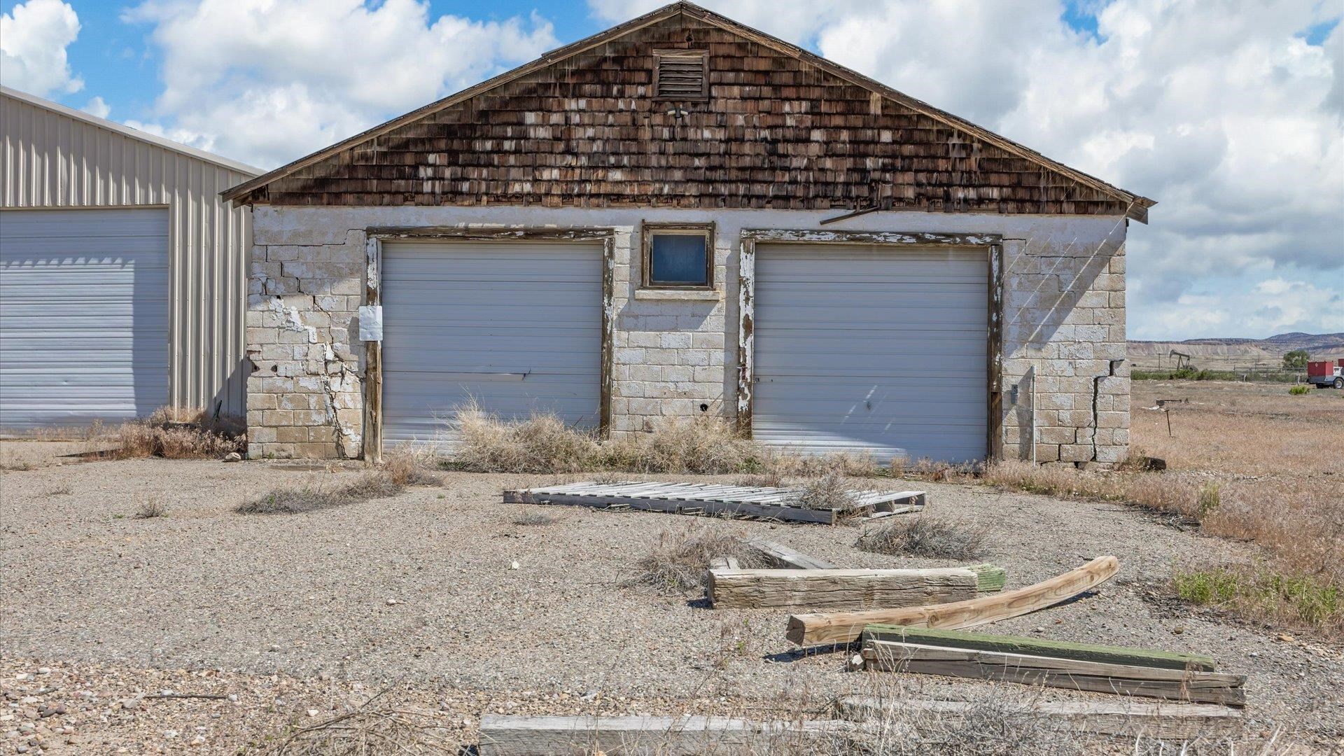 15672 Highway 64 Property Photo 2