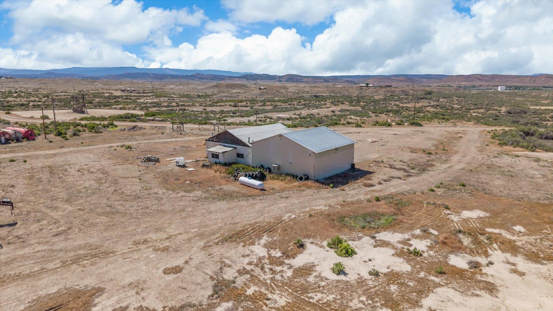 15672 Highway 64 Property Photo 14