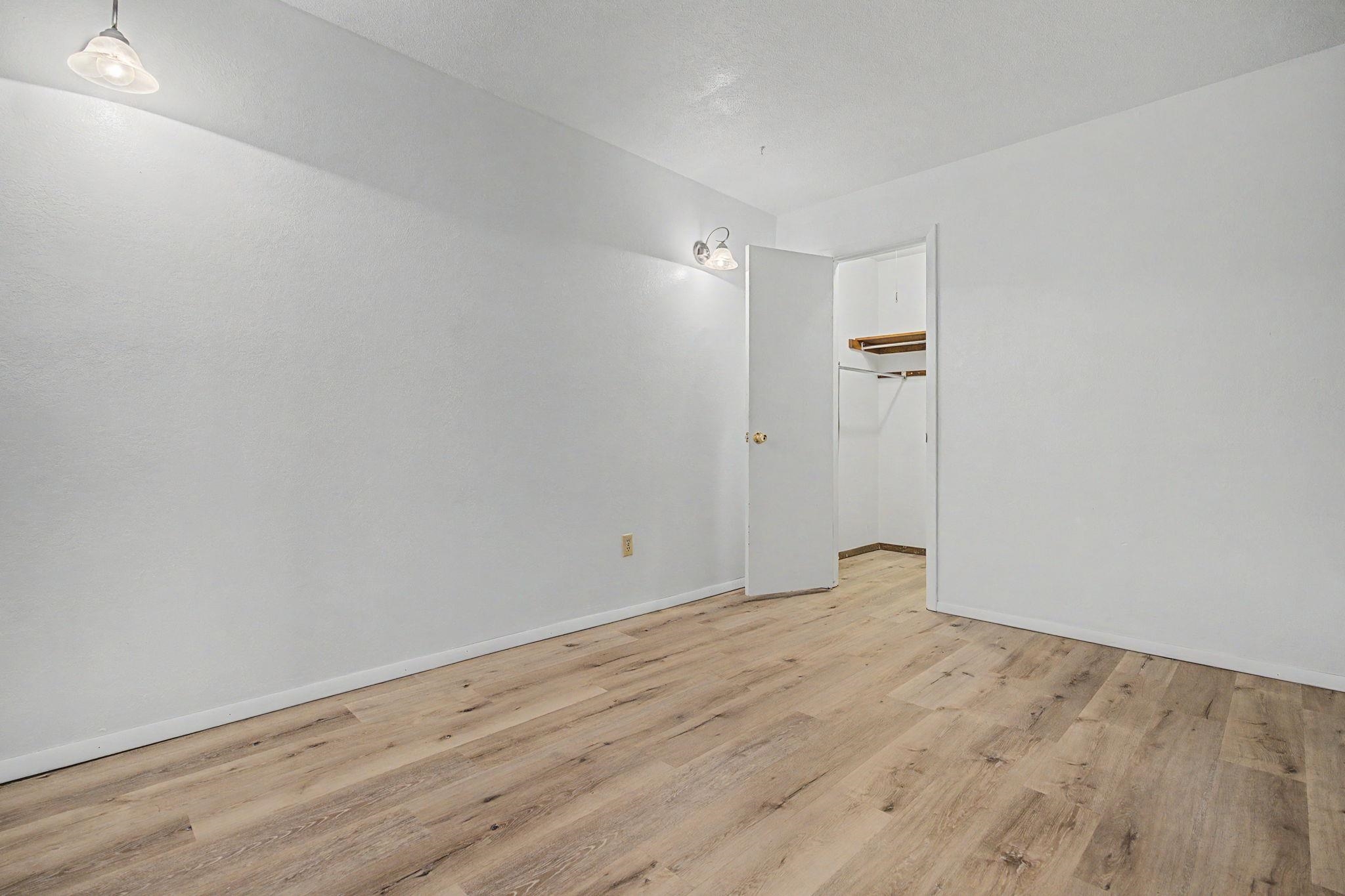 3156 Lakeside Drive Property Photo 17