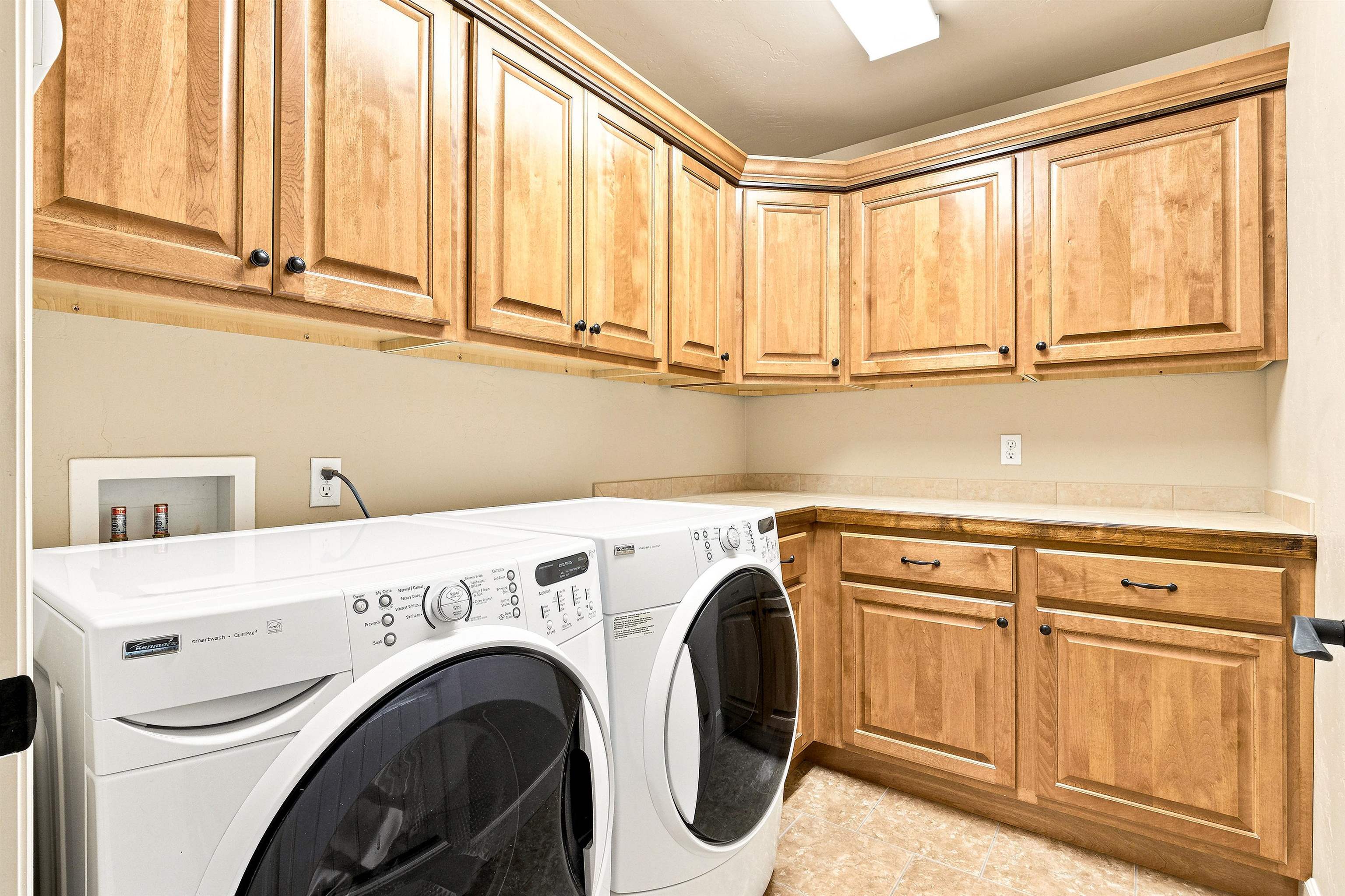 646 Pueblo Court Property Photo 19
