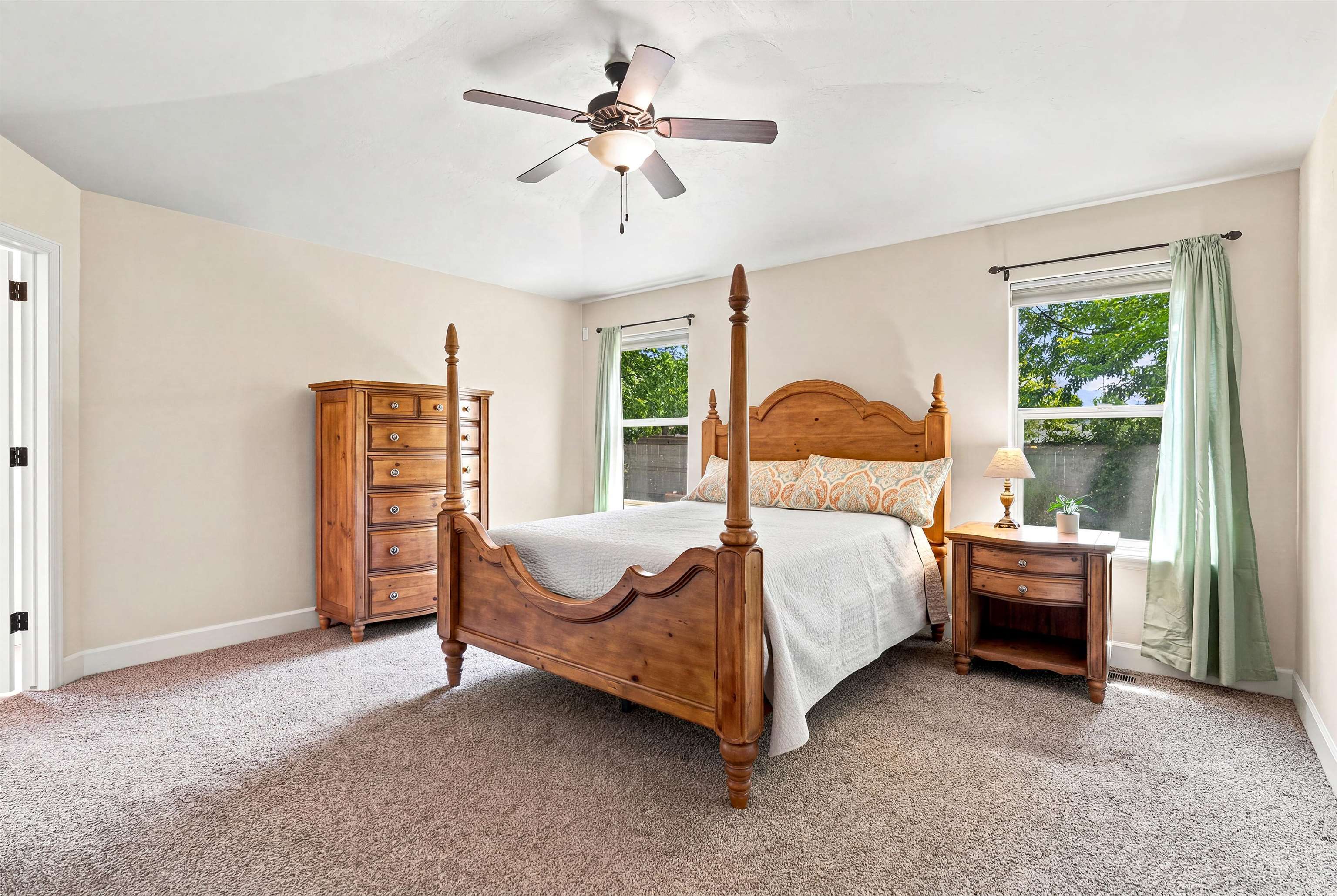 646 Pueblo Court Property Photo 20