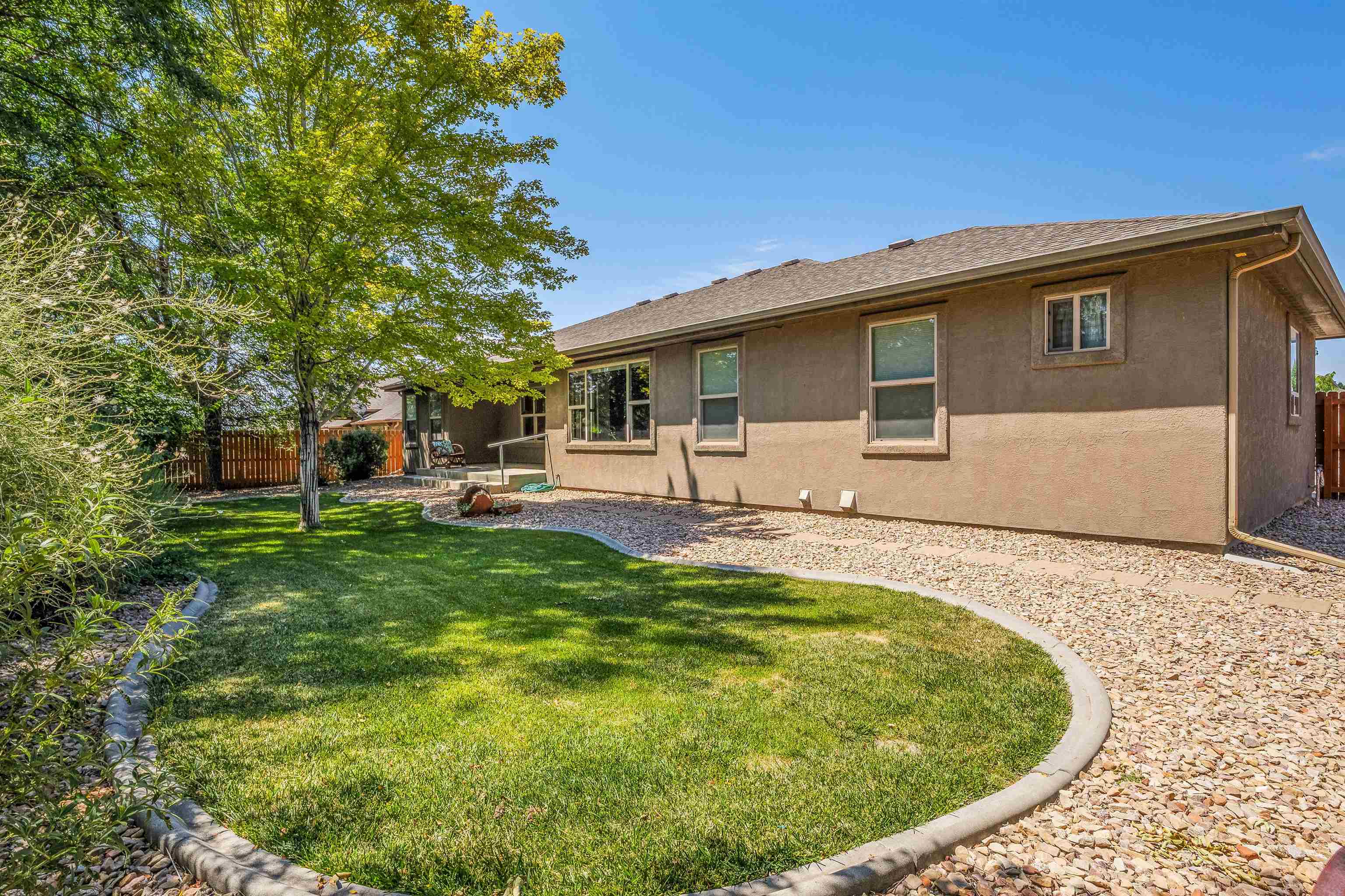 646 Pueblo Court Property Photo 37