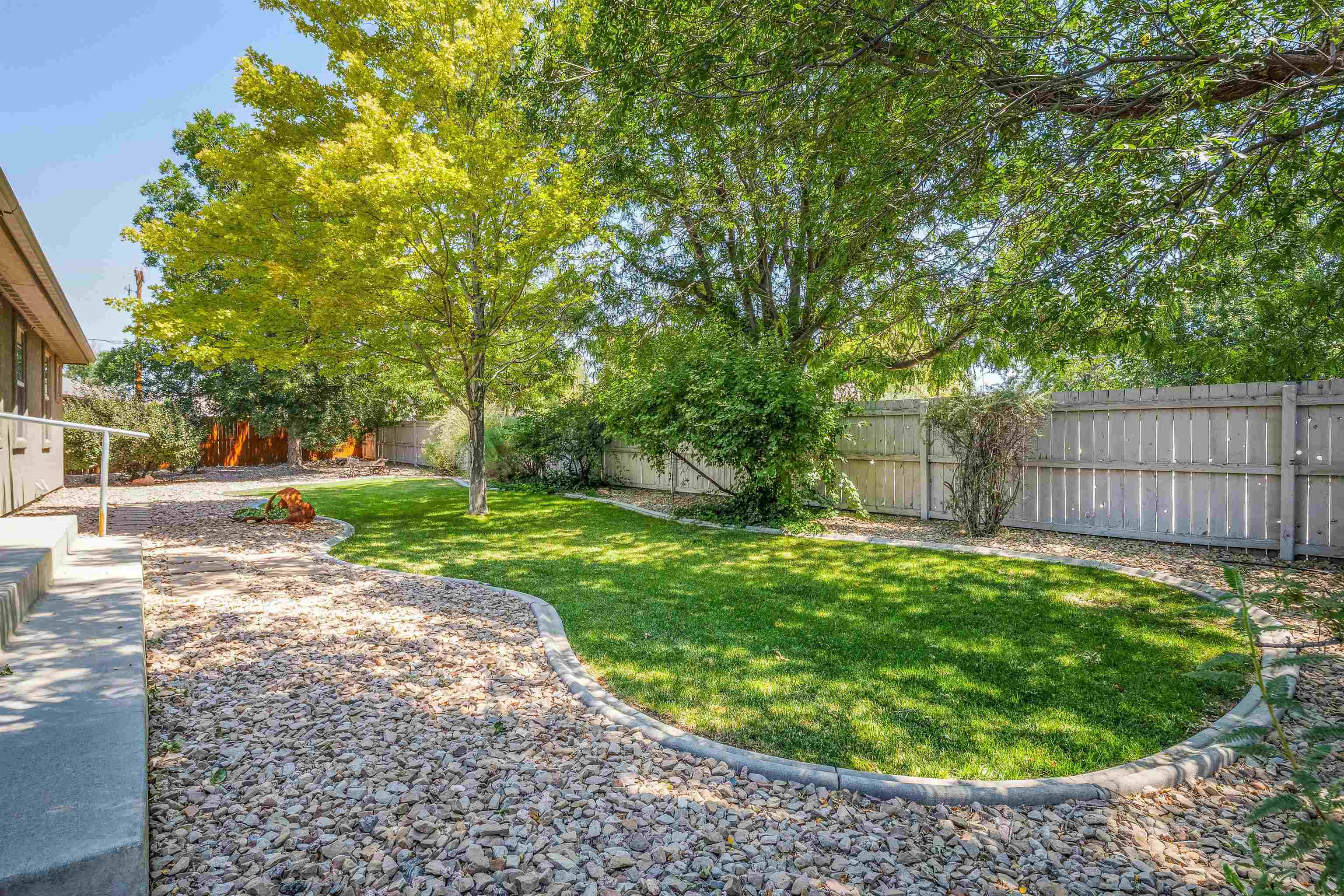 646 Pueblo Court Property Photo 39
