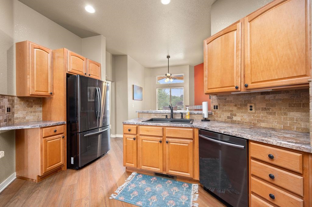 4330 N Club Court Property Photo 9