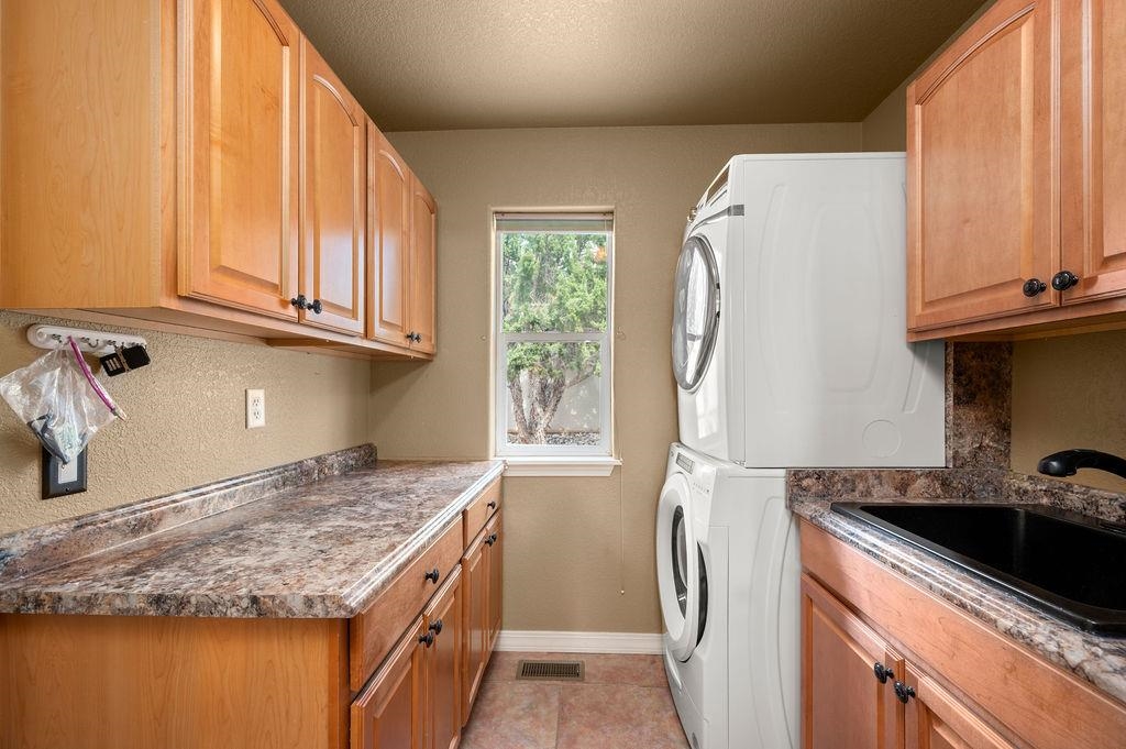 4330 N Club Court Property Photo 23