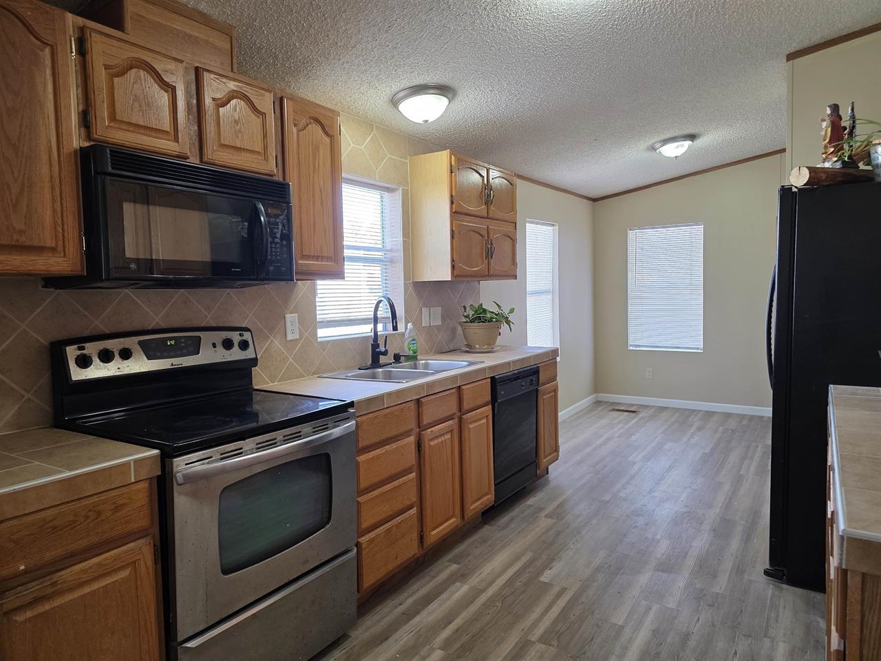 424 32 Road Property Photo 7