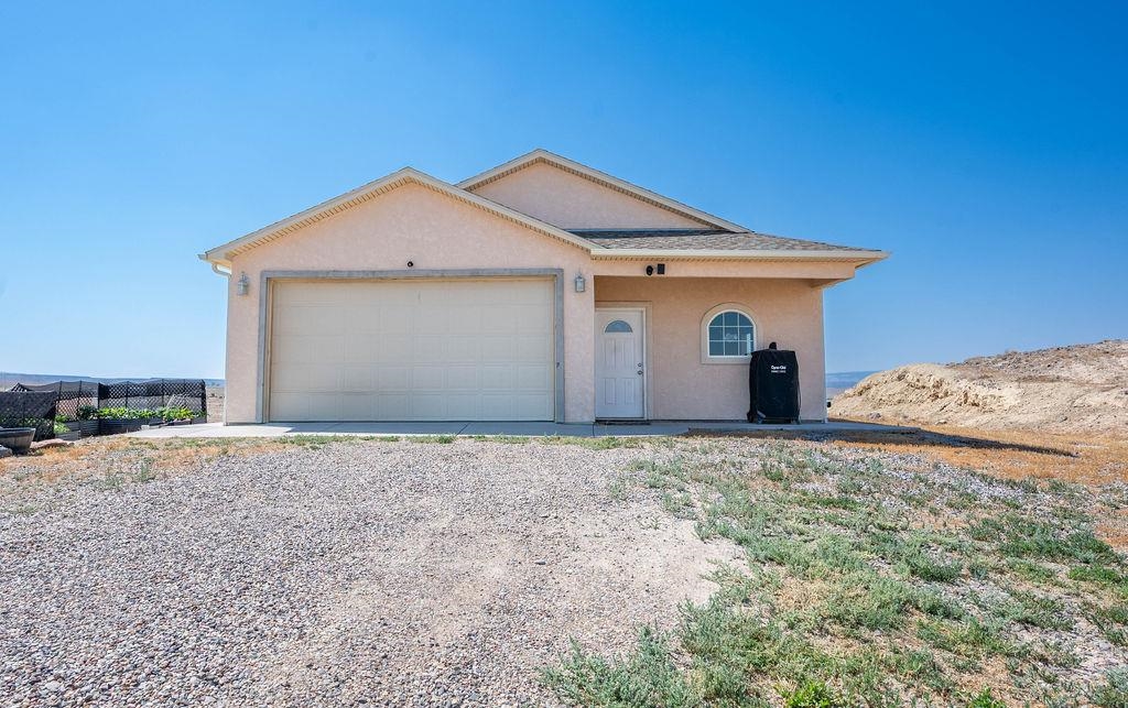 3509 Silverstone Drive Property Photo 2