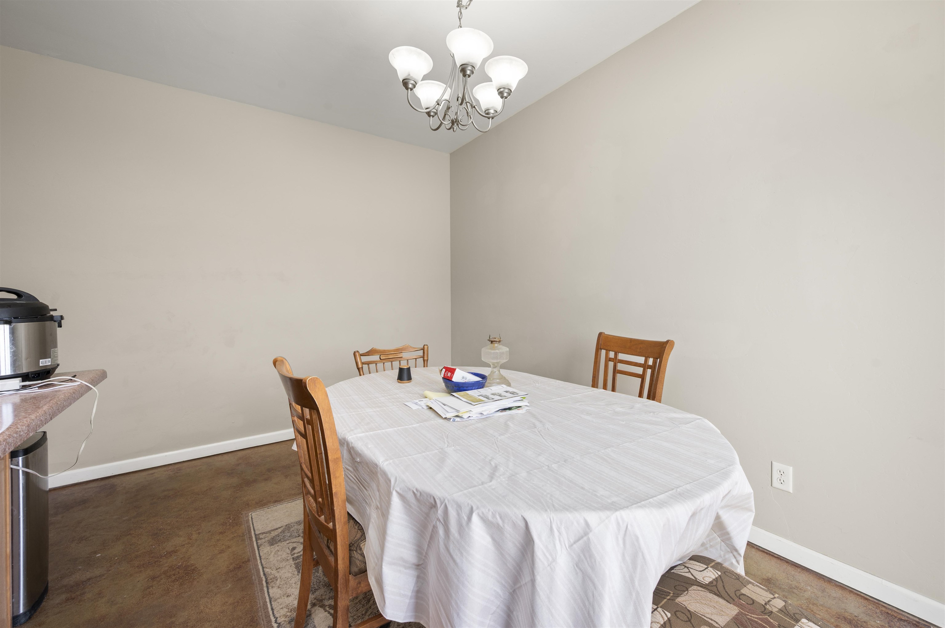 3509 Silverstone Drive Property Photo 13