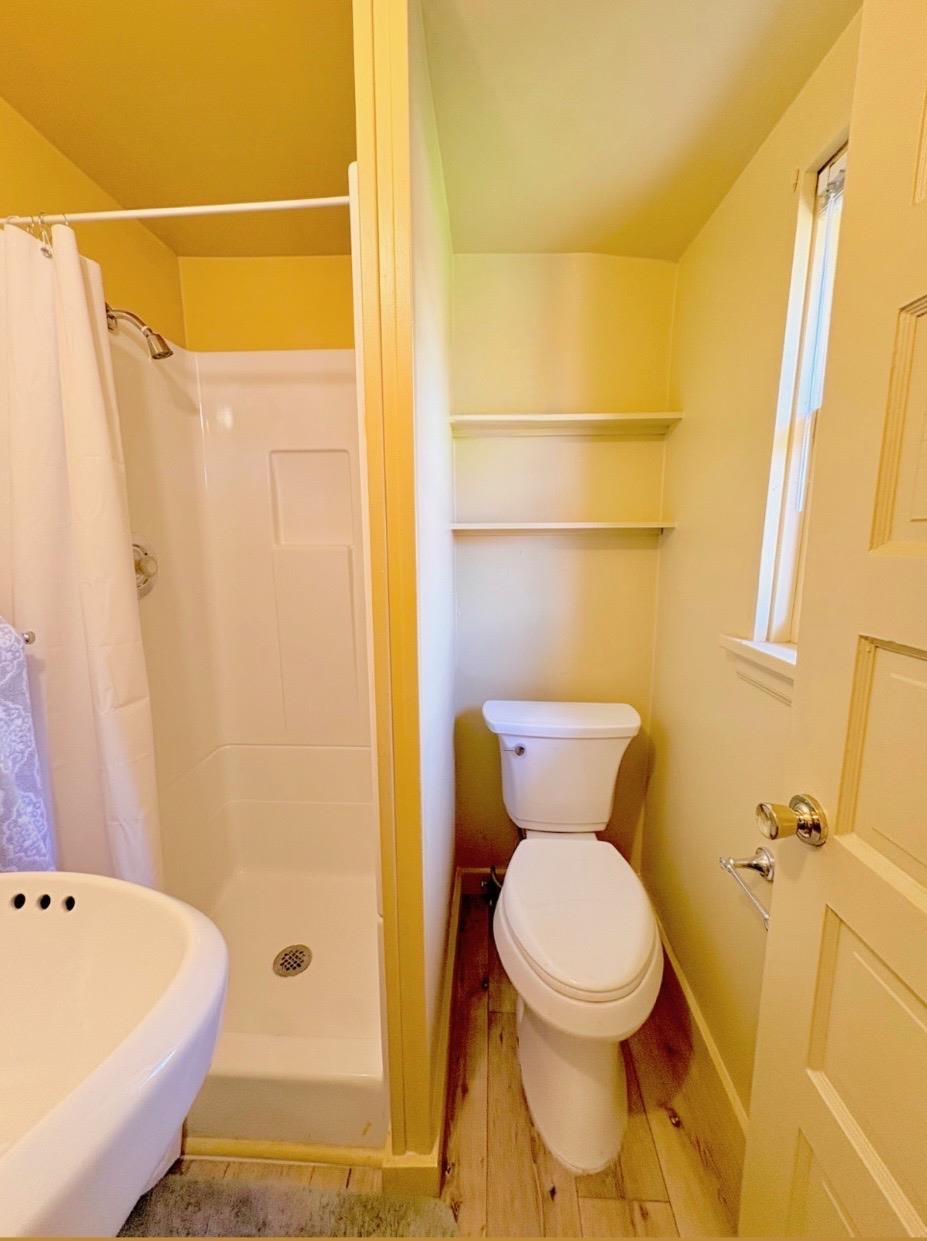 1038 Rood Avenue Property Photo 14