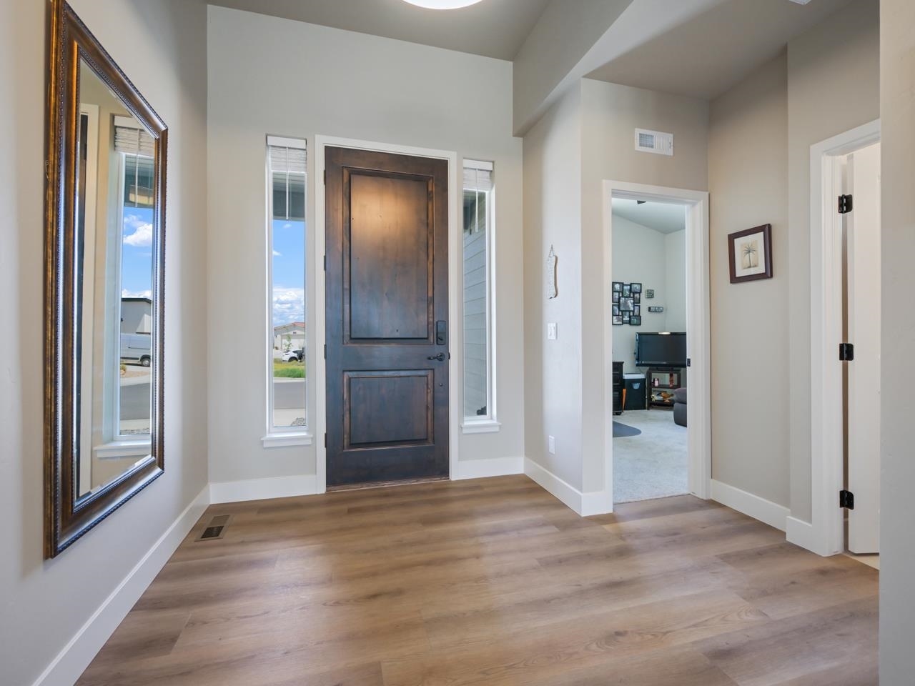 2267 Holy Cross Way Property Photo 3