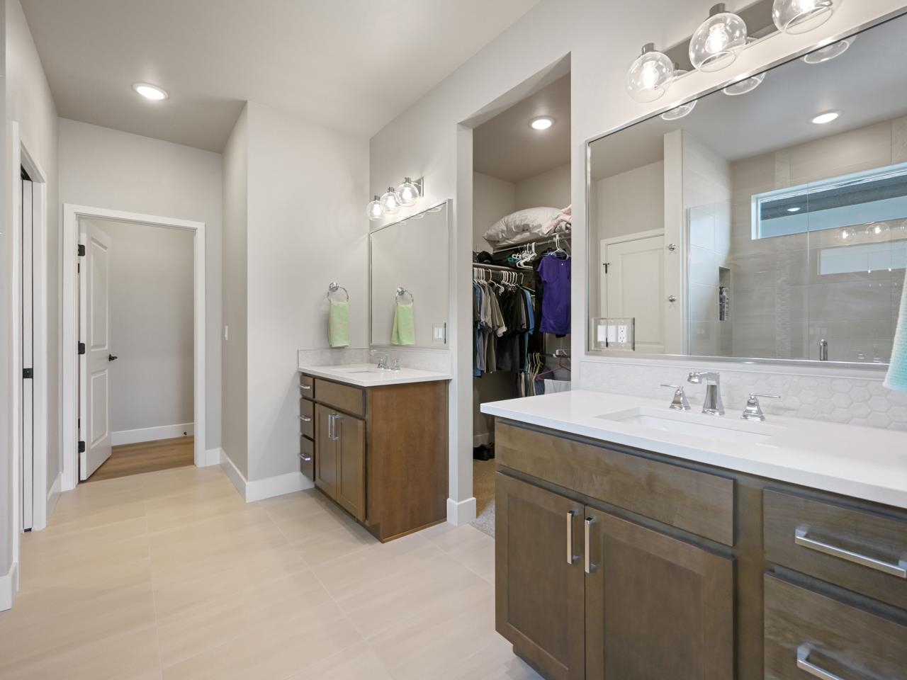 2267 Holy Cross Way Property Photo 15