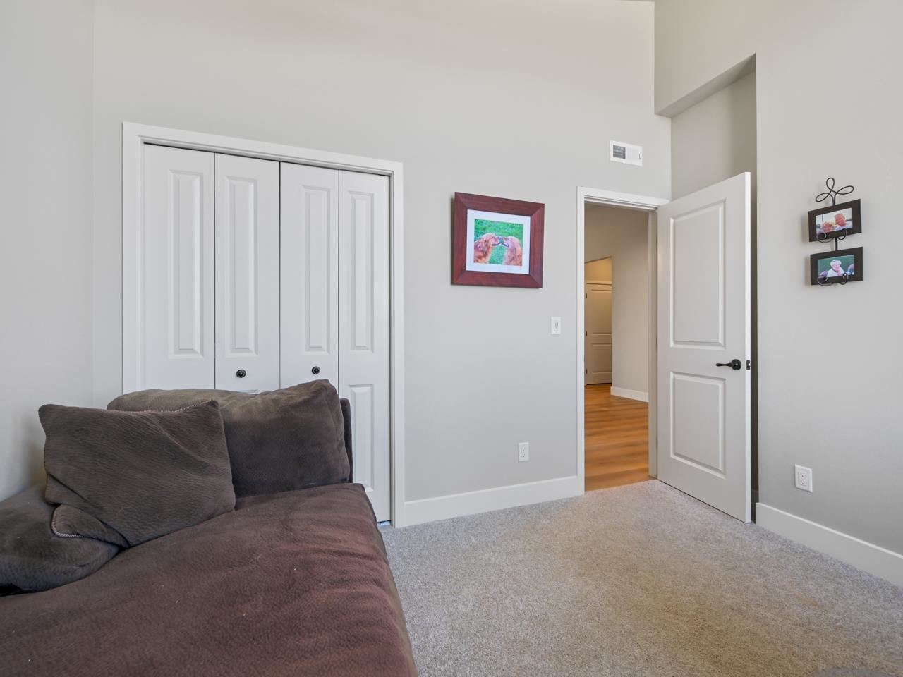 2267 Holy Cross Way Property Photo 18