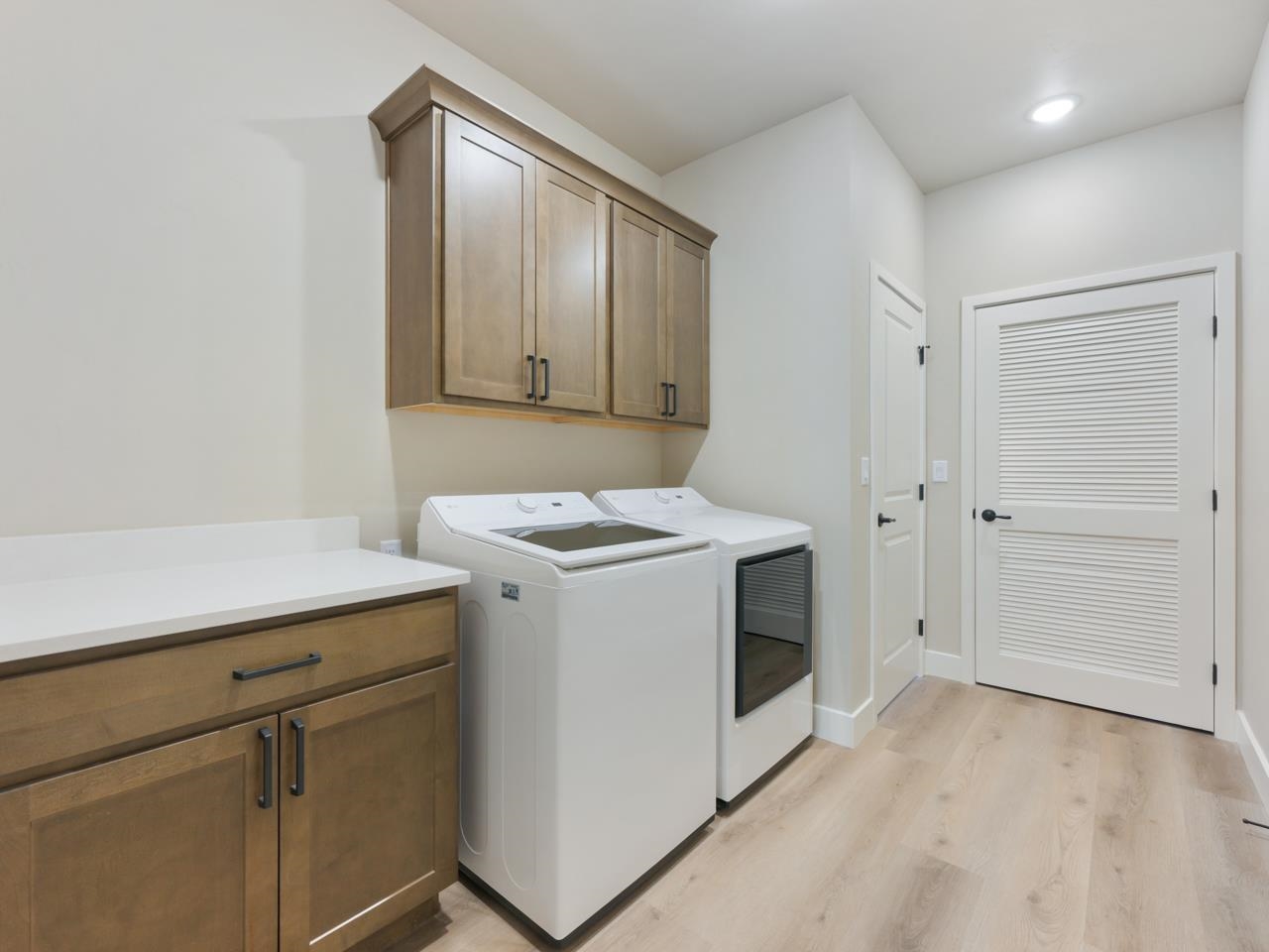 2267 Holy Cross Way Property Photo 25