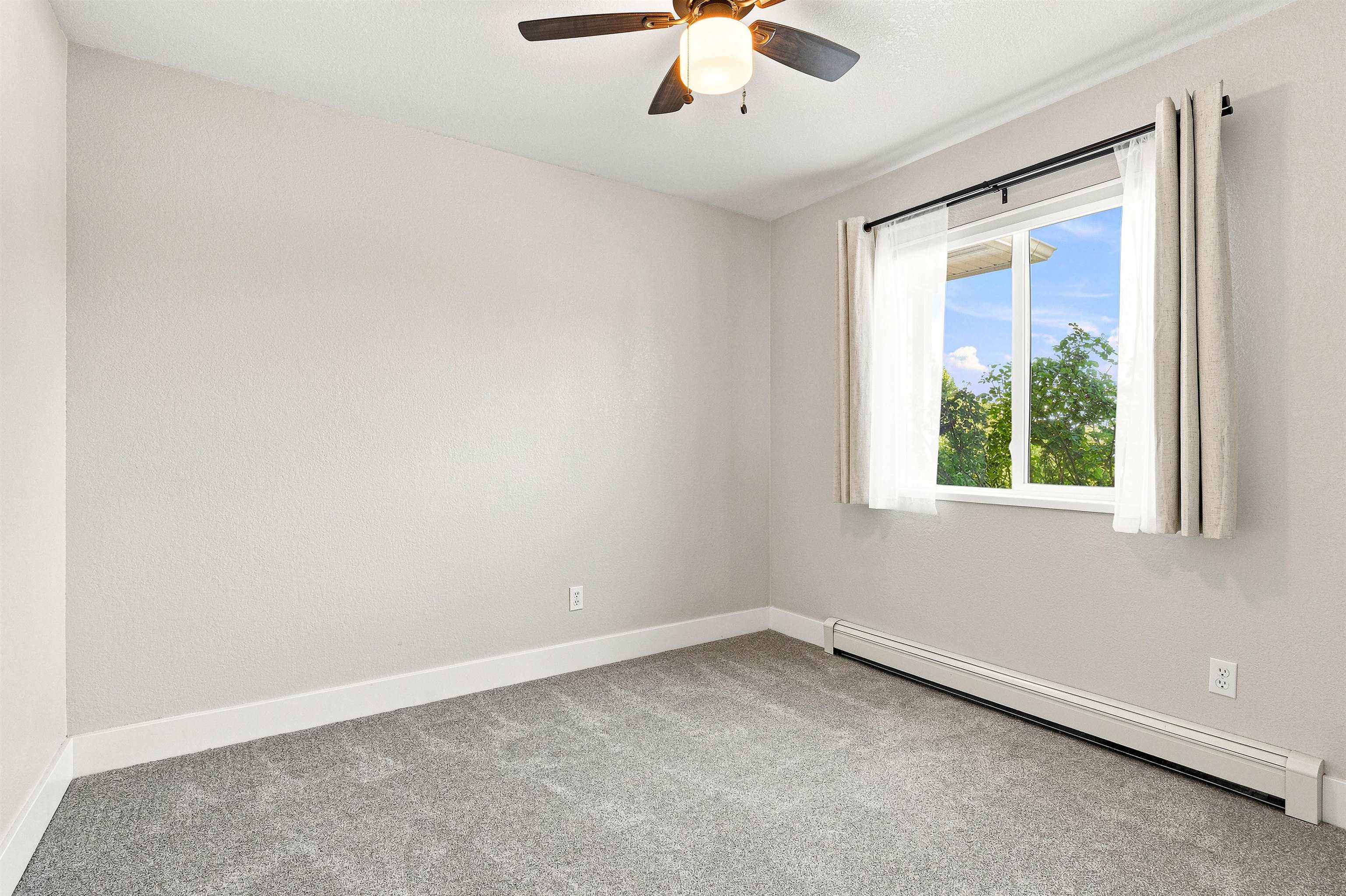 232 Narrow Leaf Drive Property Photo 16