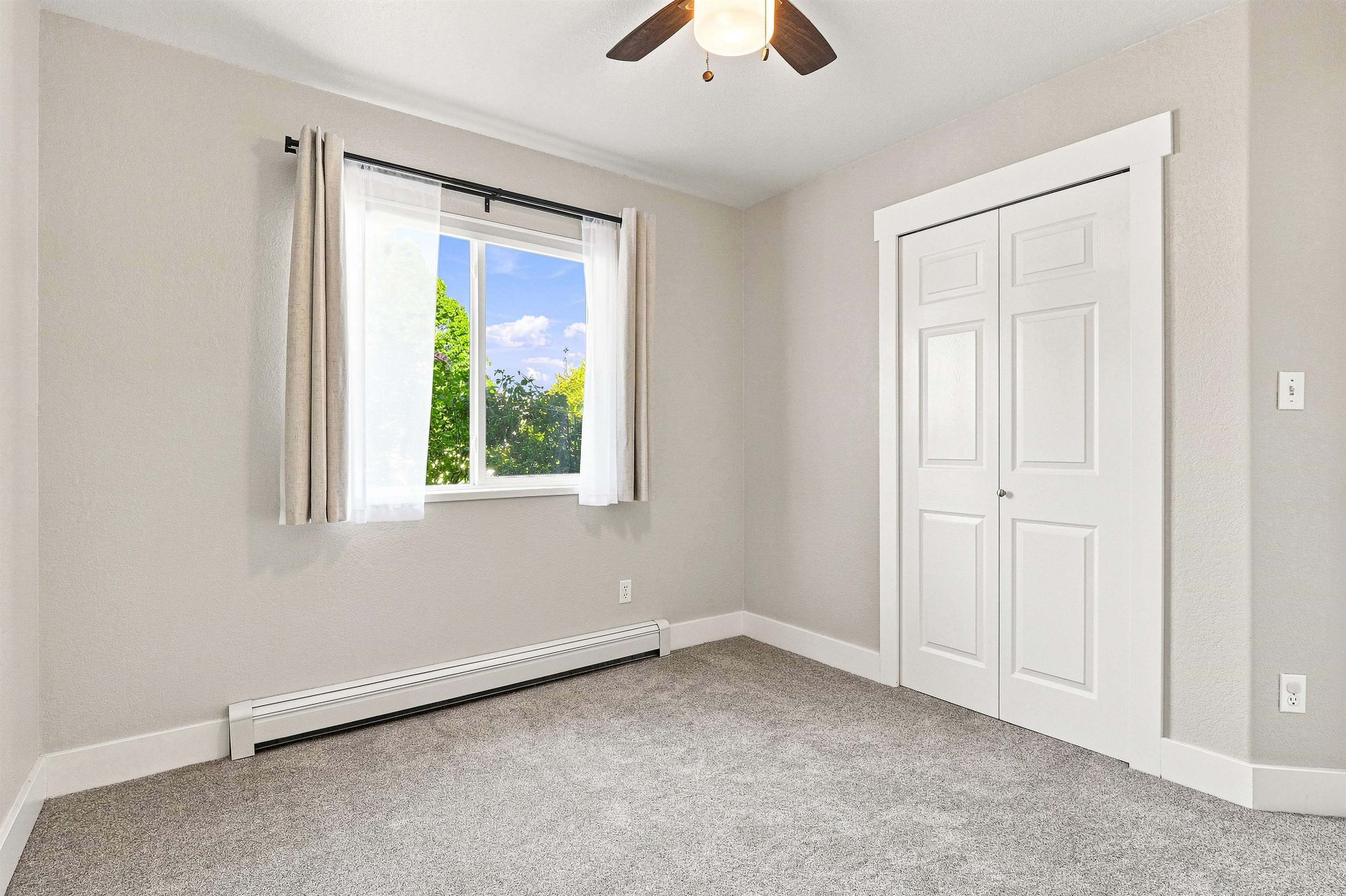 232 Narrow Leaf Drive Property Photo 17