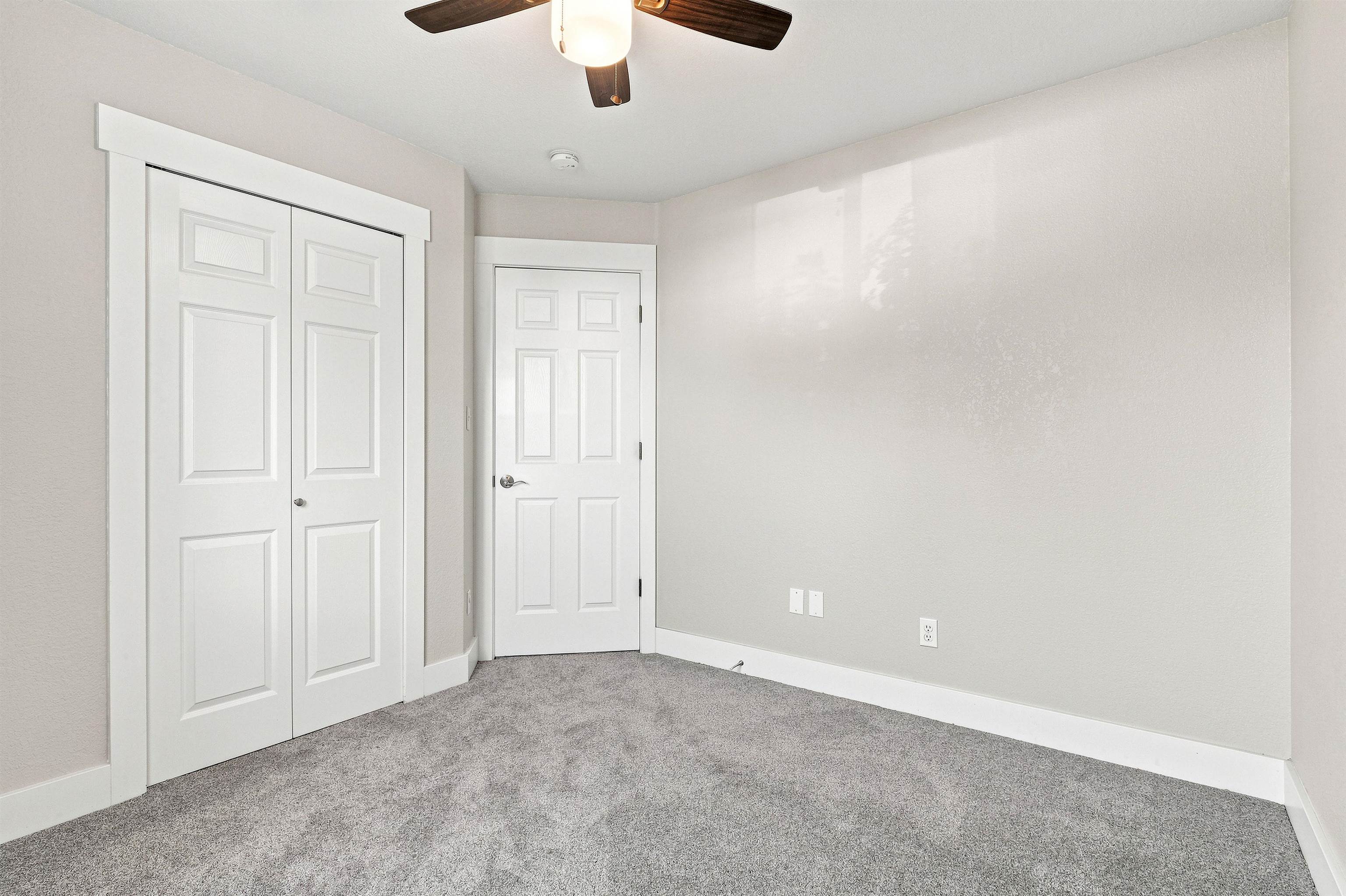 232 Narrow Leaf Drive Property Photo 18