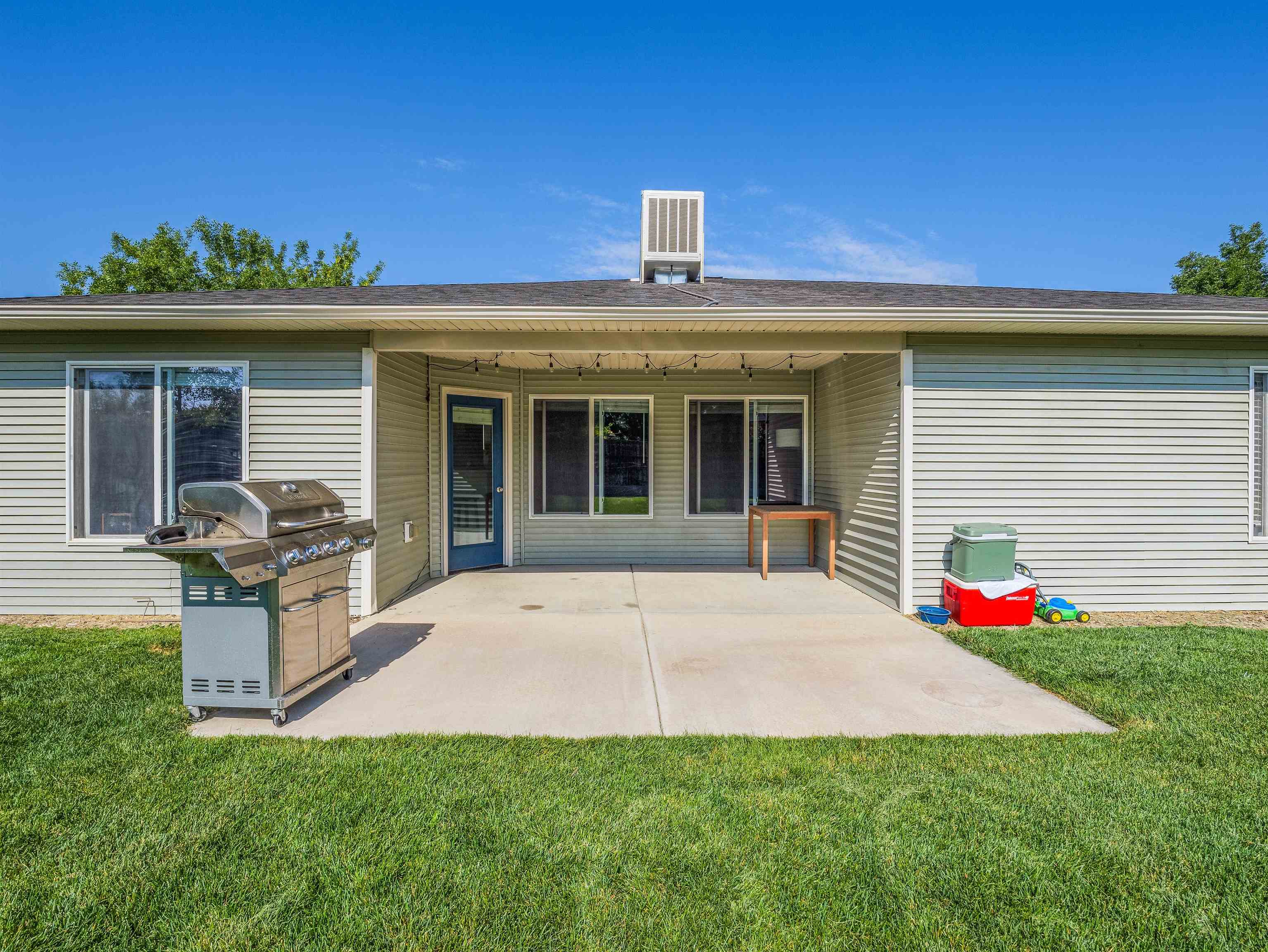 232 Narrow Leaf Drive Property Photo 28