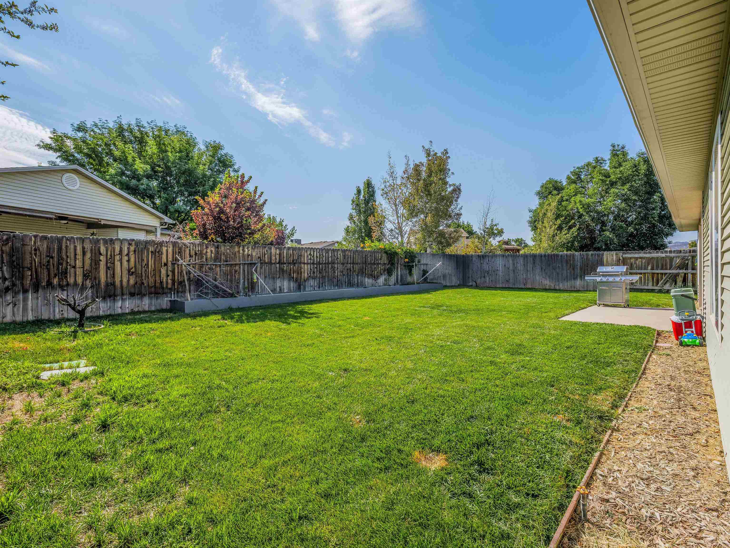 232 Narrow Leaf Drive Property Photo 32