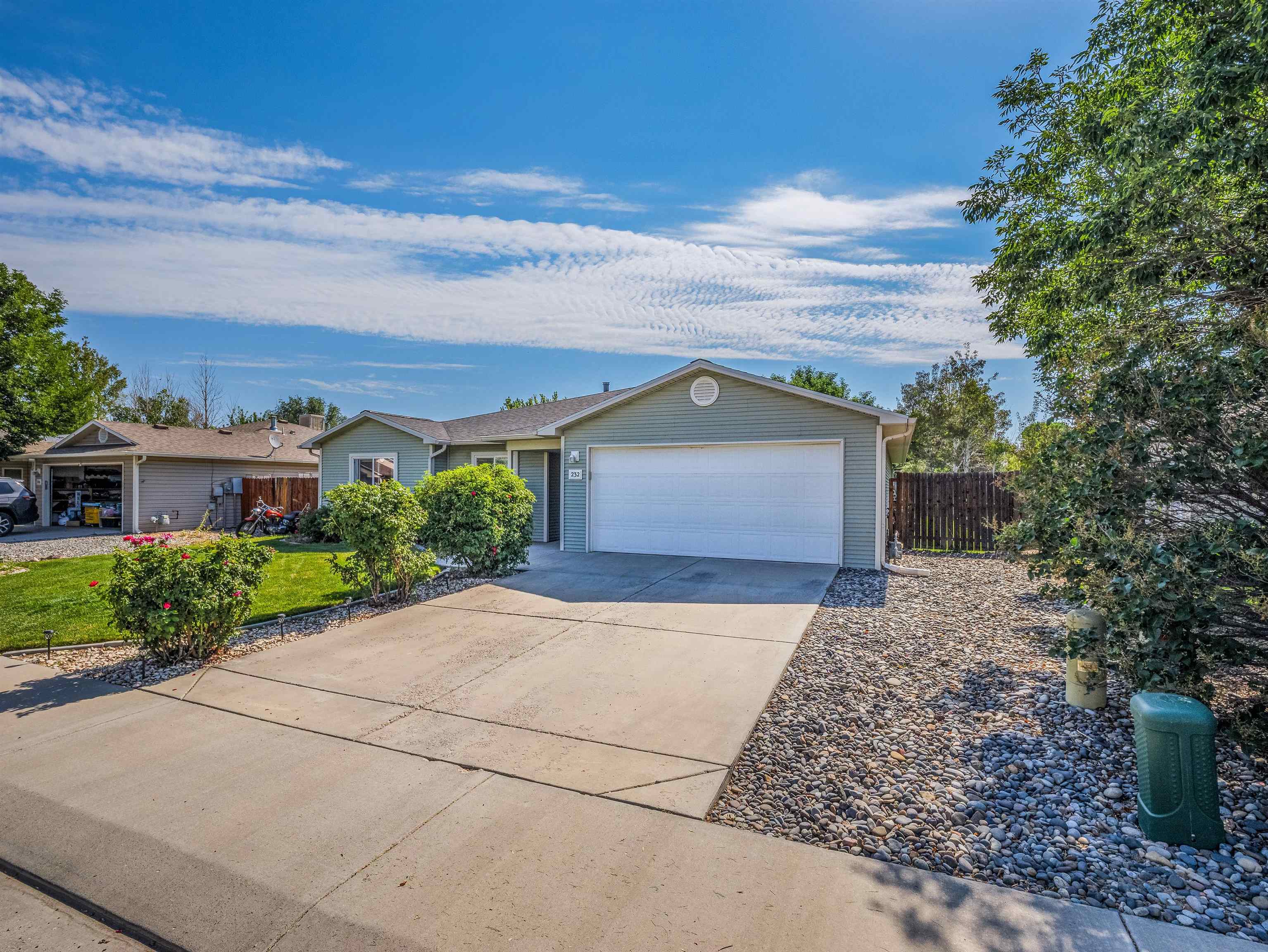 232 Narrow Leaf Drive Property Photo 37