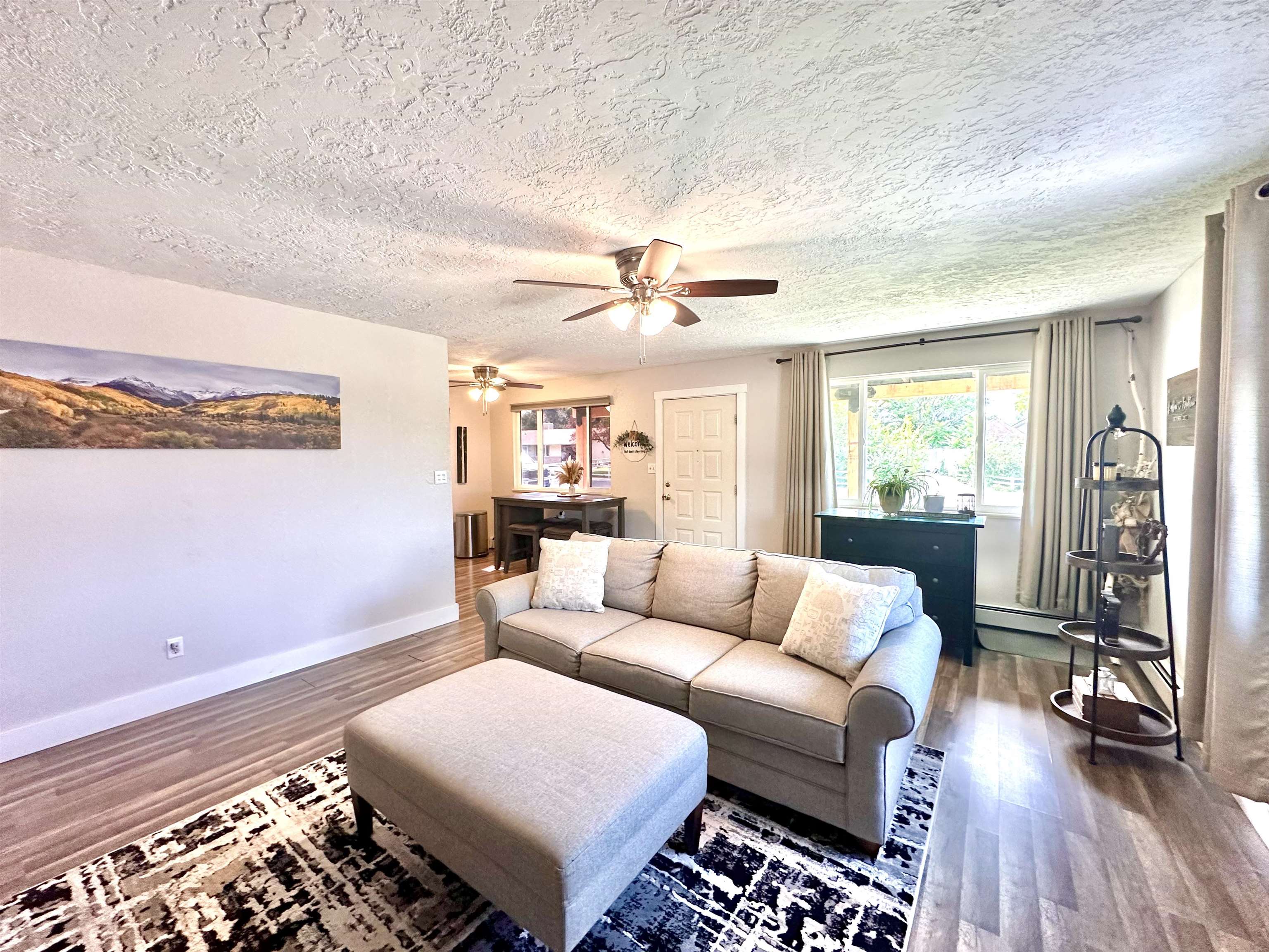 463 Seminole Court Property Photo 4