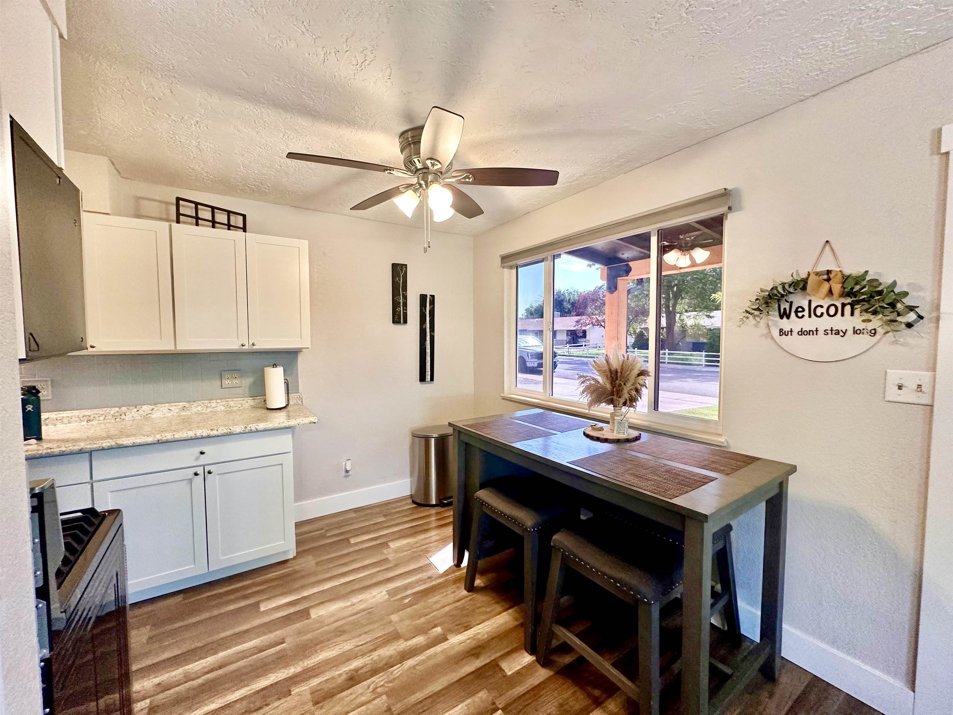 463 Seminole Court Property Photo 6