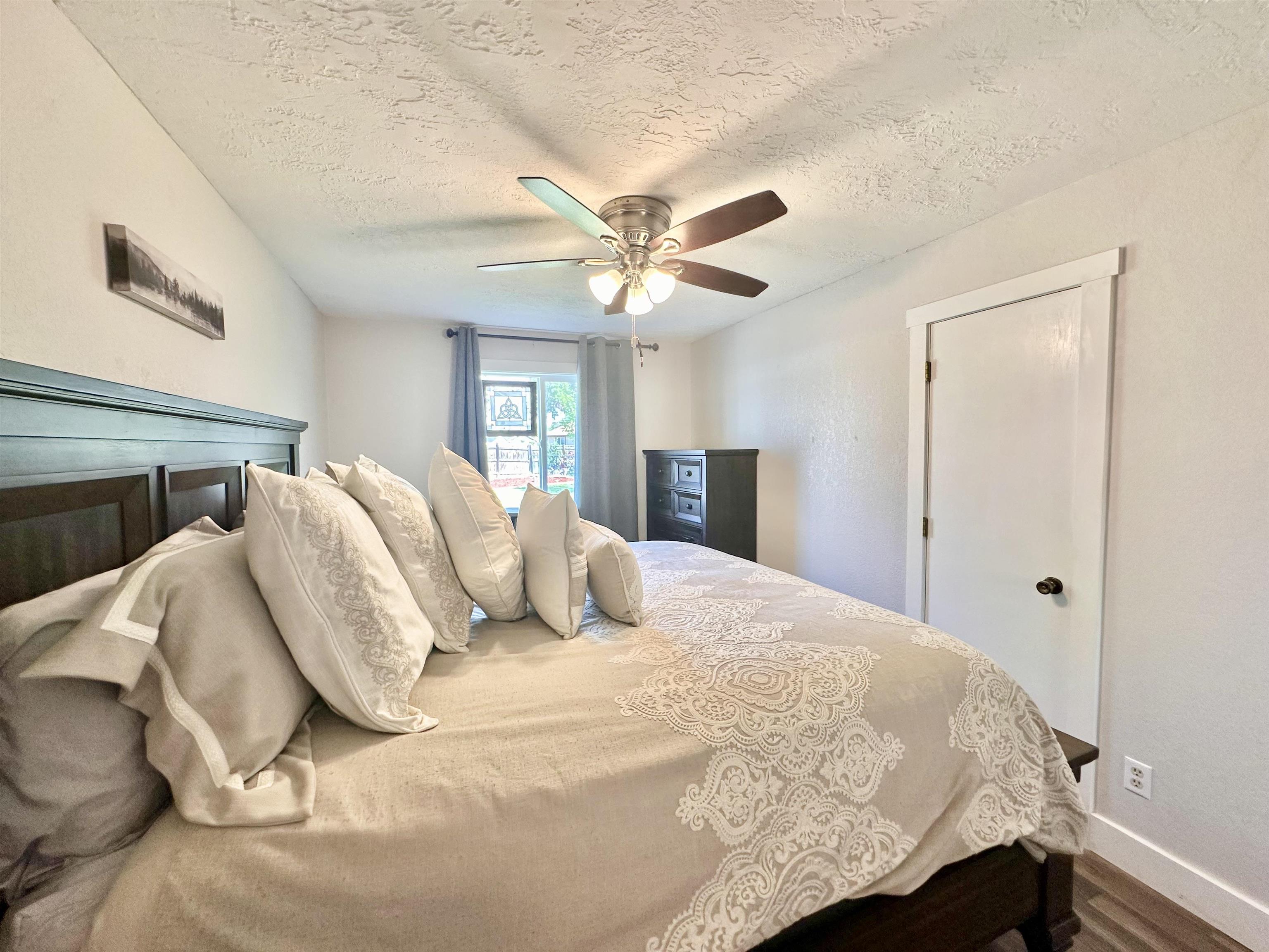 463 Seminole Court Property Photo 13