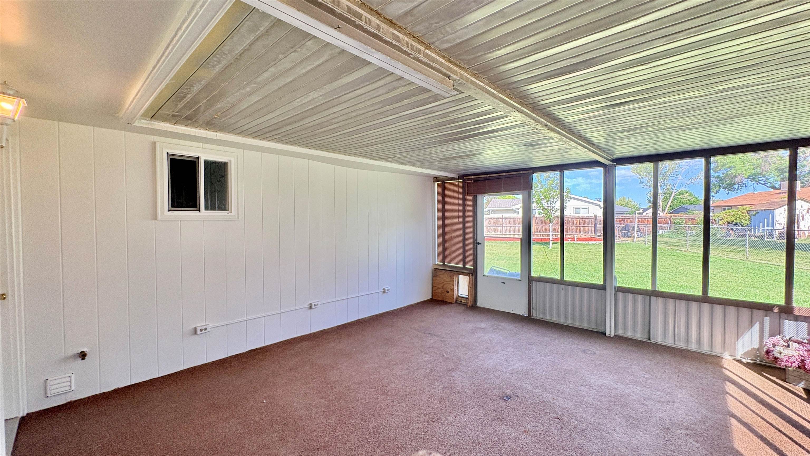 463 Seminole Court Property Photo 25